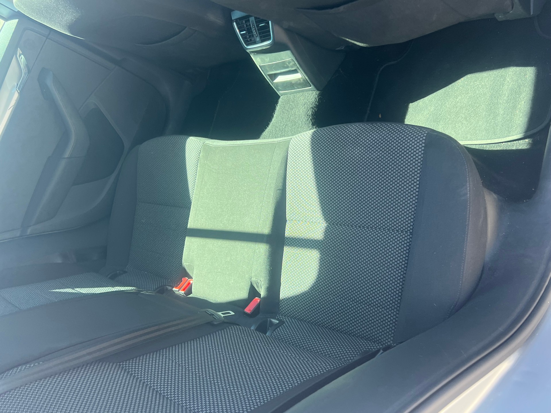 SKODA Octavia Combi 1.4 TSI Elegance-image-6