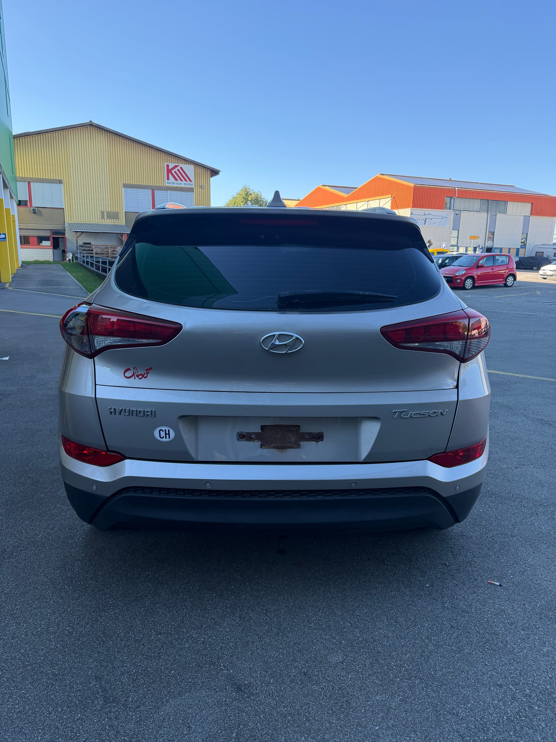 HYUNDAI Tucson 1.7 CRDI Plena 2WD-image-5