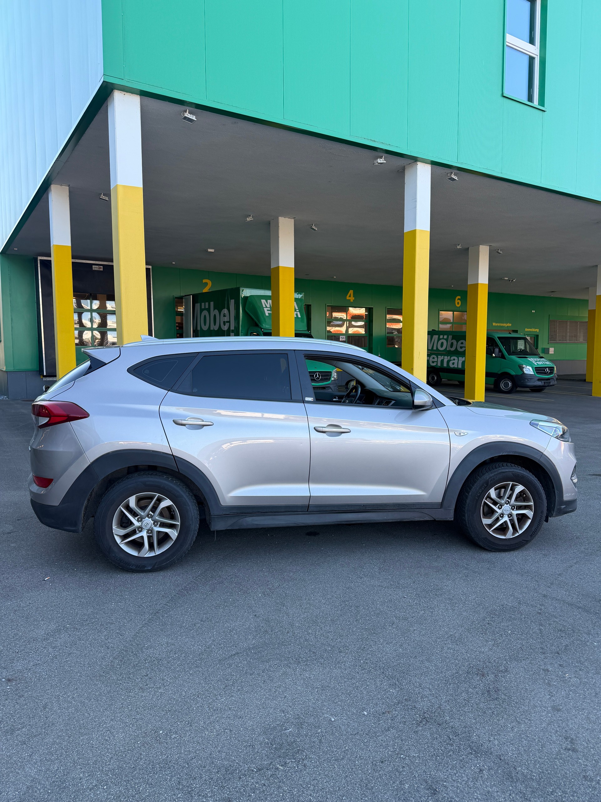 HYUNDAI Tucson 1.7 CRDI Plena 2WD-image-7