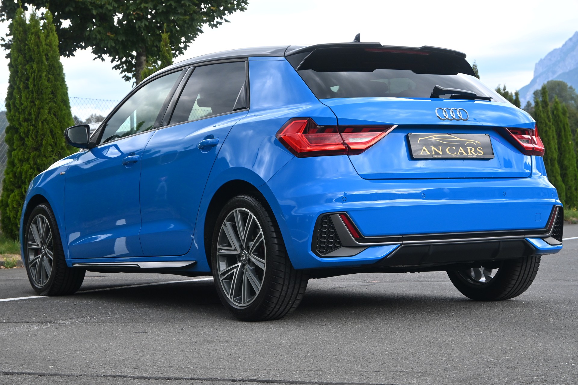 AUDI A1 SPORTBACK 35 TFSI S LINE S-TRONIC FRISCH AB MFK UND GROSSEM SERVICE INNEN AUSSEN WIE NEU 8 FACH BEREIFT TOP ANGEBOT!!!!!!-image-10