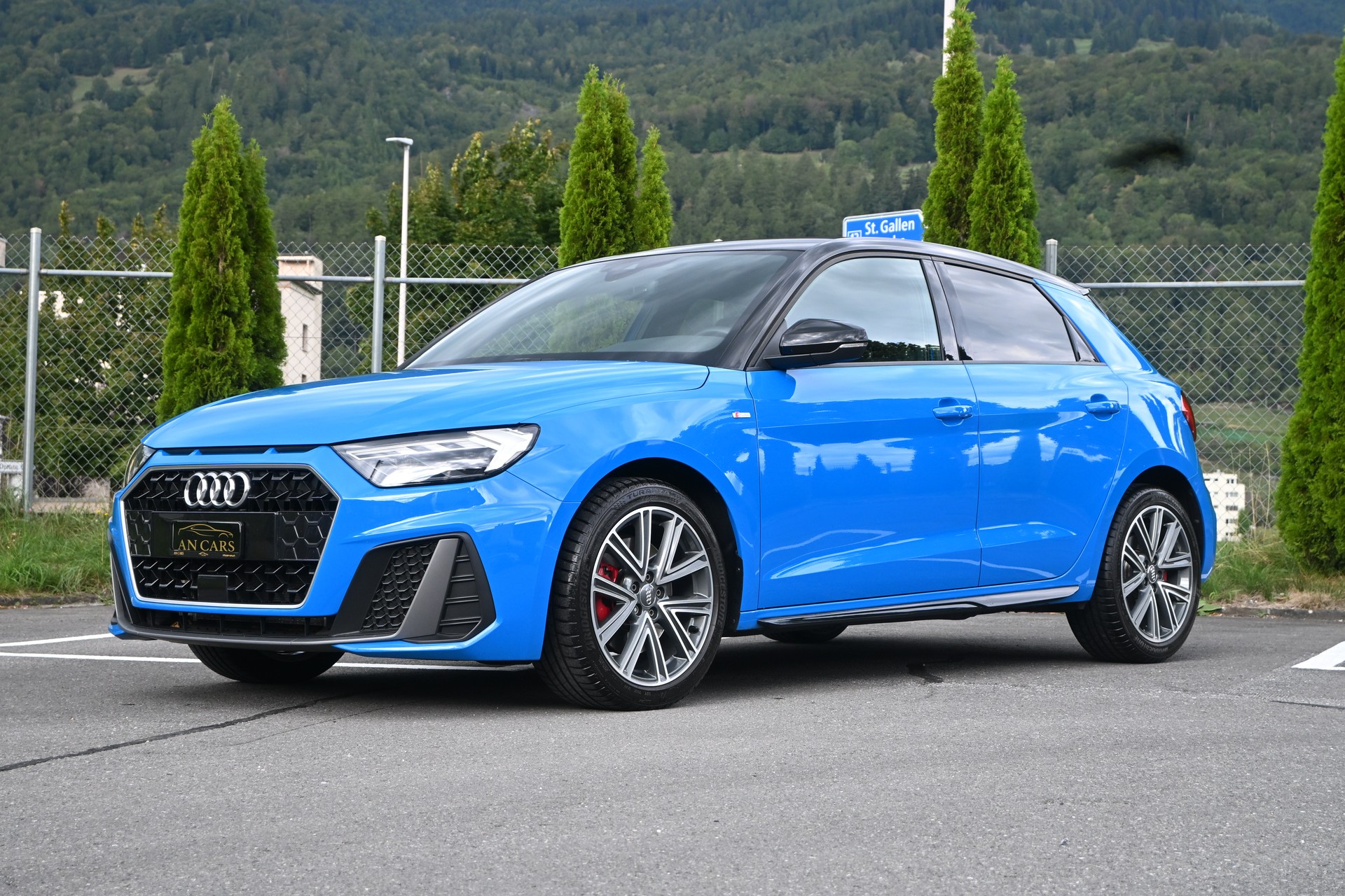 AUDI A1 SPORTBACK 35 TFSI S LINE S-TRONIC FRISCH AB MFK UND GROSSEM SERVICE INNEN AUSSEN WIE NEU 8 FACH BEREIFT TOP ANGEBOT!!!!!!-image-3