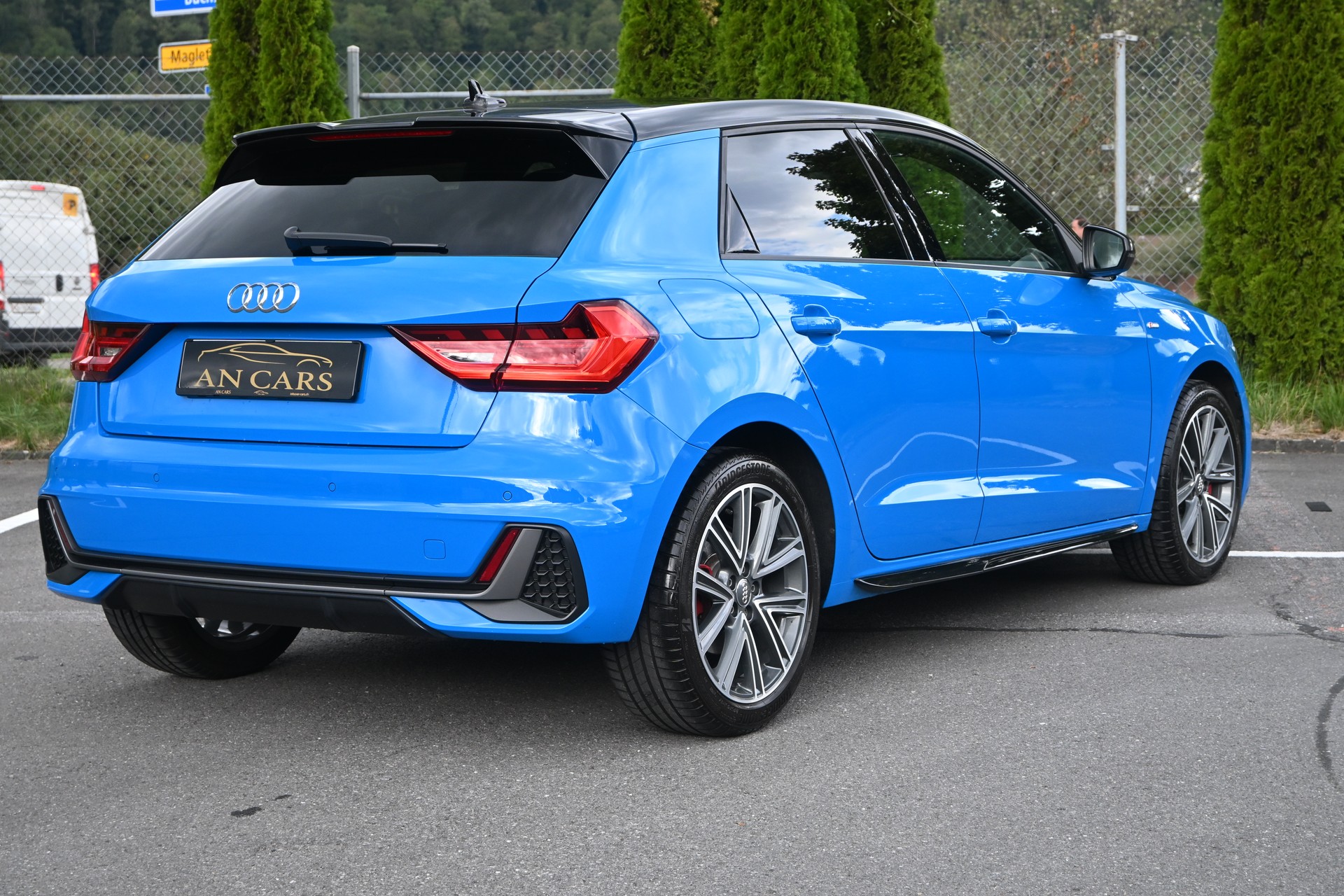 AUDI A1 SPORTBACK 35 TFSI S LINE S-TRONIC FRISCH AB MFK UND GROSSEM SERVICE INNEN AUSSEN WIE NEU 8 FACH BEREIFT TOP ANGEBOT!!!!!!-image-14