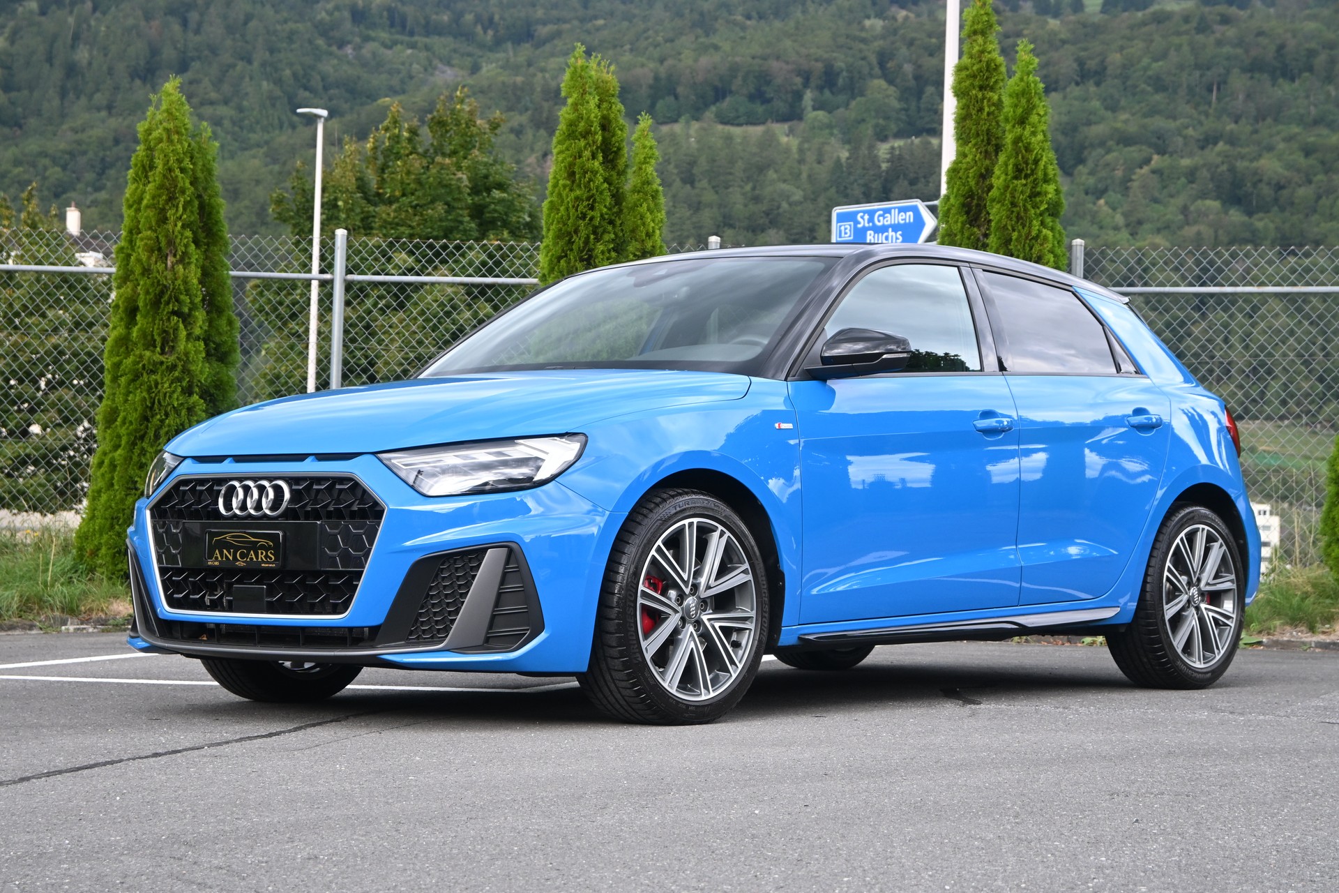 AUDI A1 SPORTBACK 35 TFSI S LINE S-TRONIC FRISCH AB MFK UND GROSSEM SERVICE INNEN AUSSEN WIE NEU 8 FACH BEREIFT TOP ANGEBOT!!!!!!-image-4