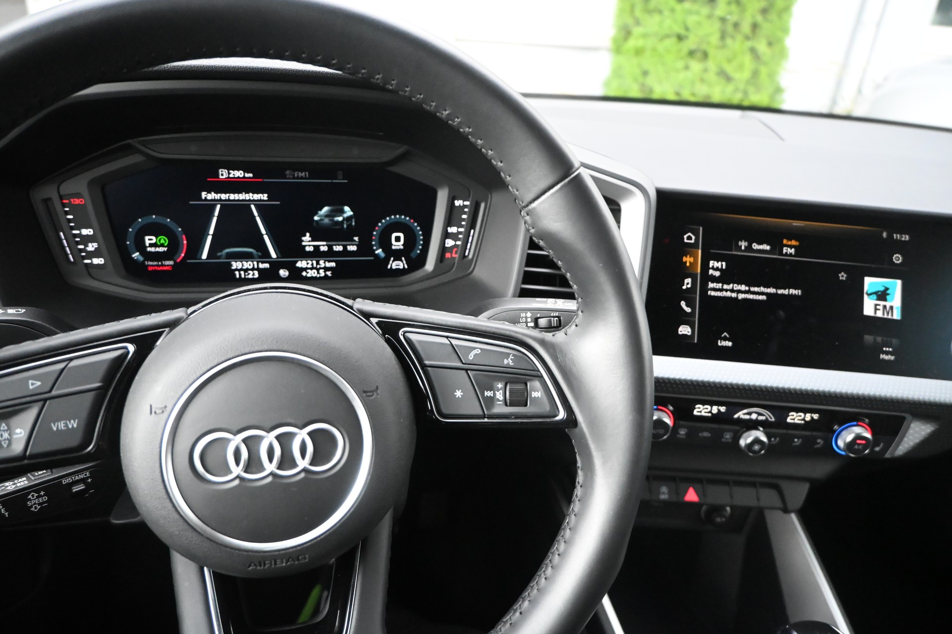AUDI A1 SPORTBACK 35 TFSI S LINE S-TRONIC FRISCH AB MFK UND GROSSEM SERVICE INNEN AUSSEN WIE NEU 8 FACH BEREIFT TOP ANGEBOT!!!!!!-image-30