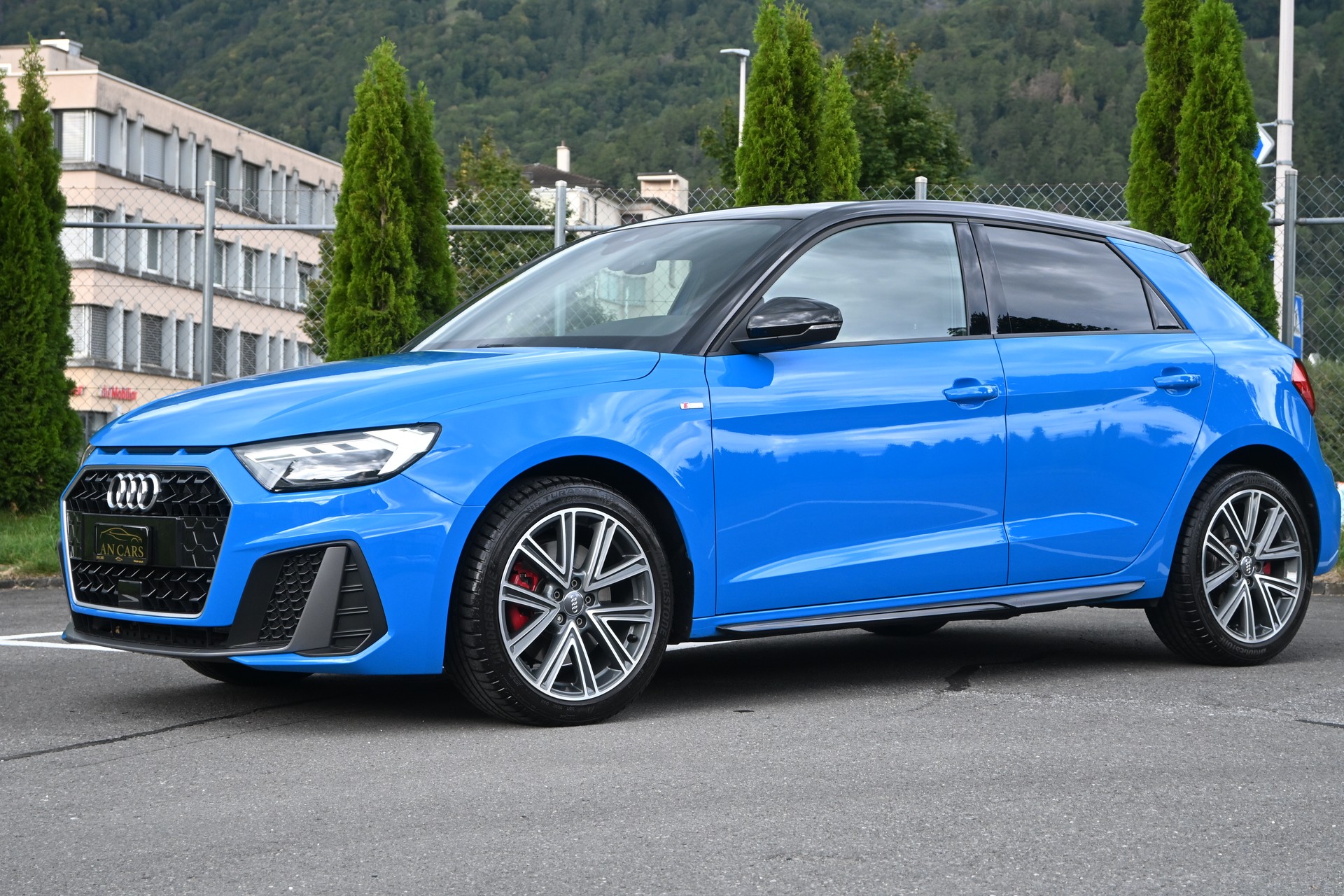 AUDI A1 SPORTBACK 35 TFSI S LINE S-TRONIC FRISCH AB MFK UND GROSSEM SERVICE INNEN AUSSEN WIE NEU 8 FACH BEREIFT TOP ANGEBOT!!!!!!-image-9