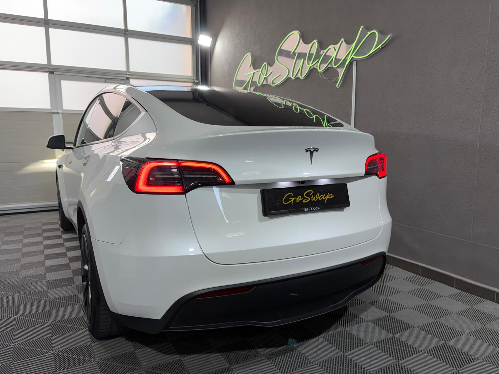 TESLA Model Y Long Range RWD - 1ère main-image-7