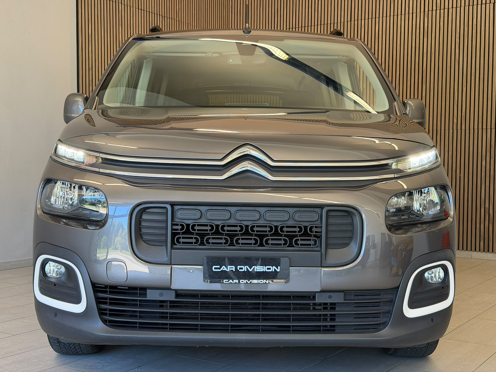 CITROEN Berlingo XL 1.5 BlueHDi 7 Plätze Feel-image-5