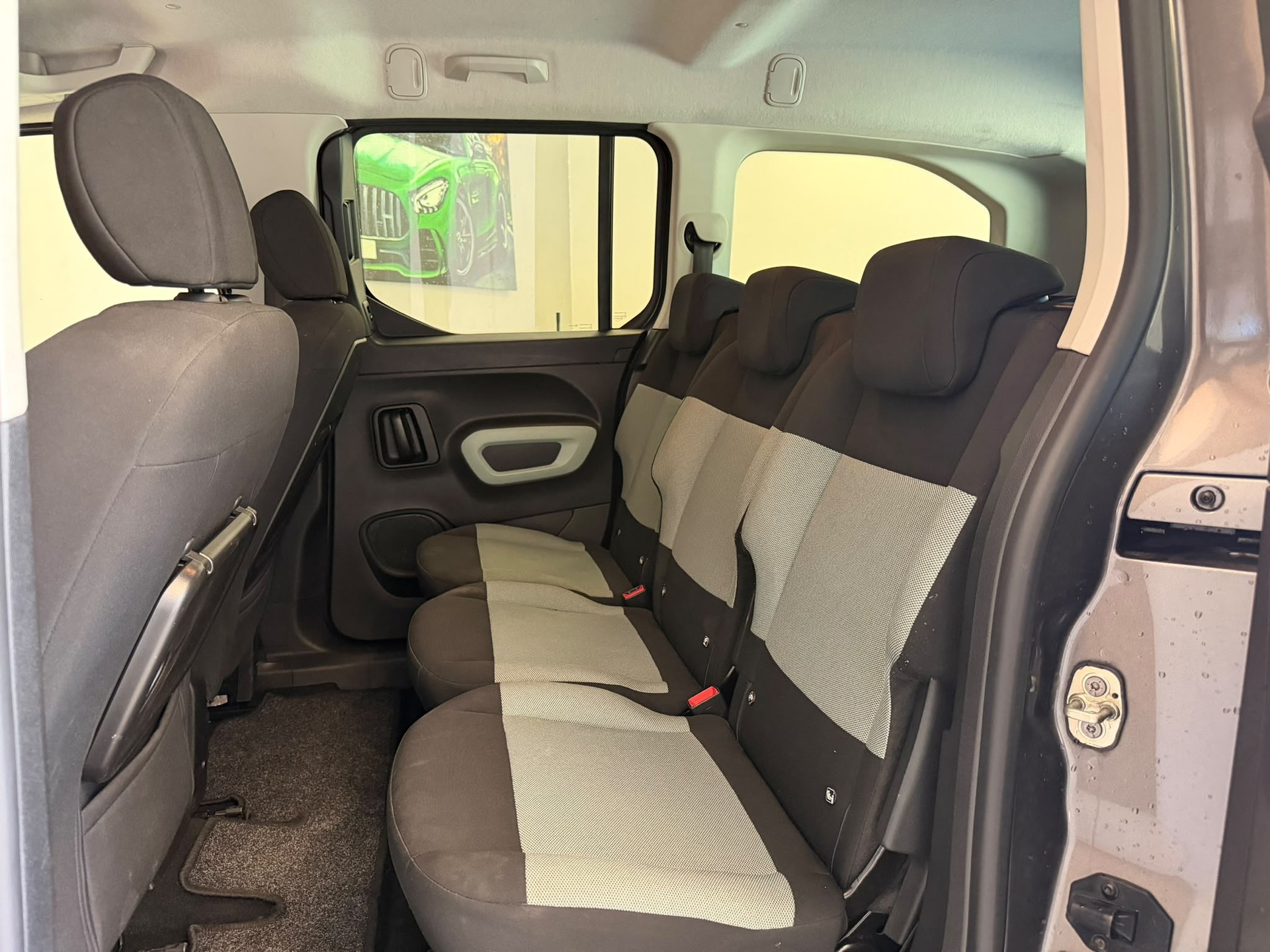 CITROEN Berlingo XL 1.5 BlueHDi 7 Plätze Feel-image-16