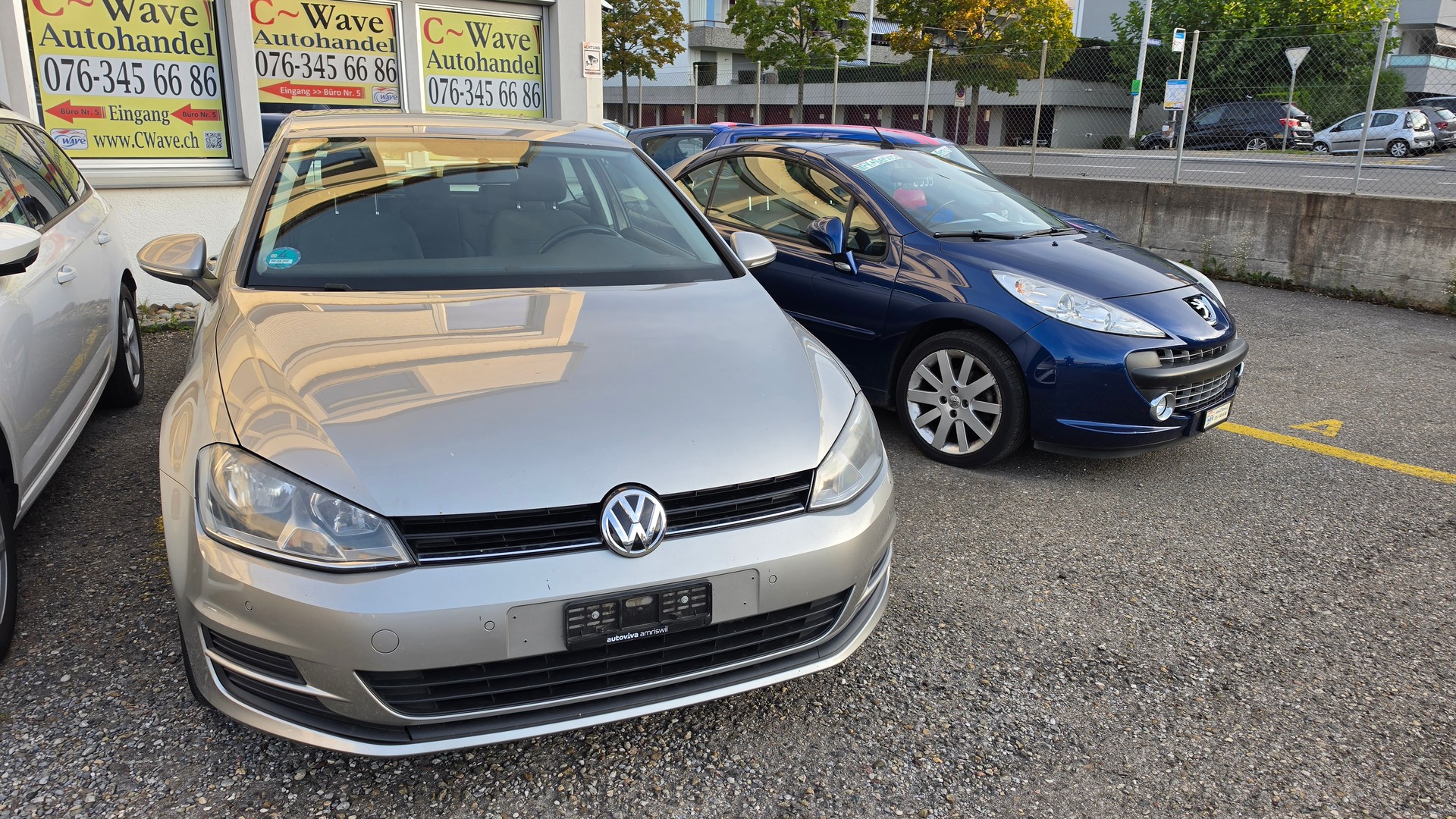 VW Golf 1.2 TSI BlueMotion Technology Team-image-1