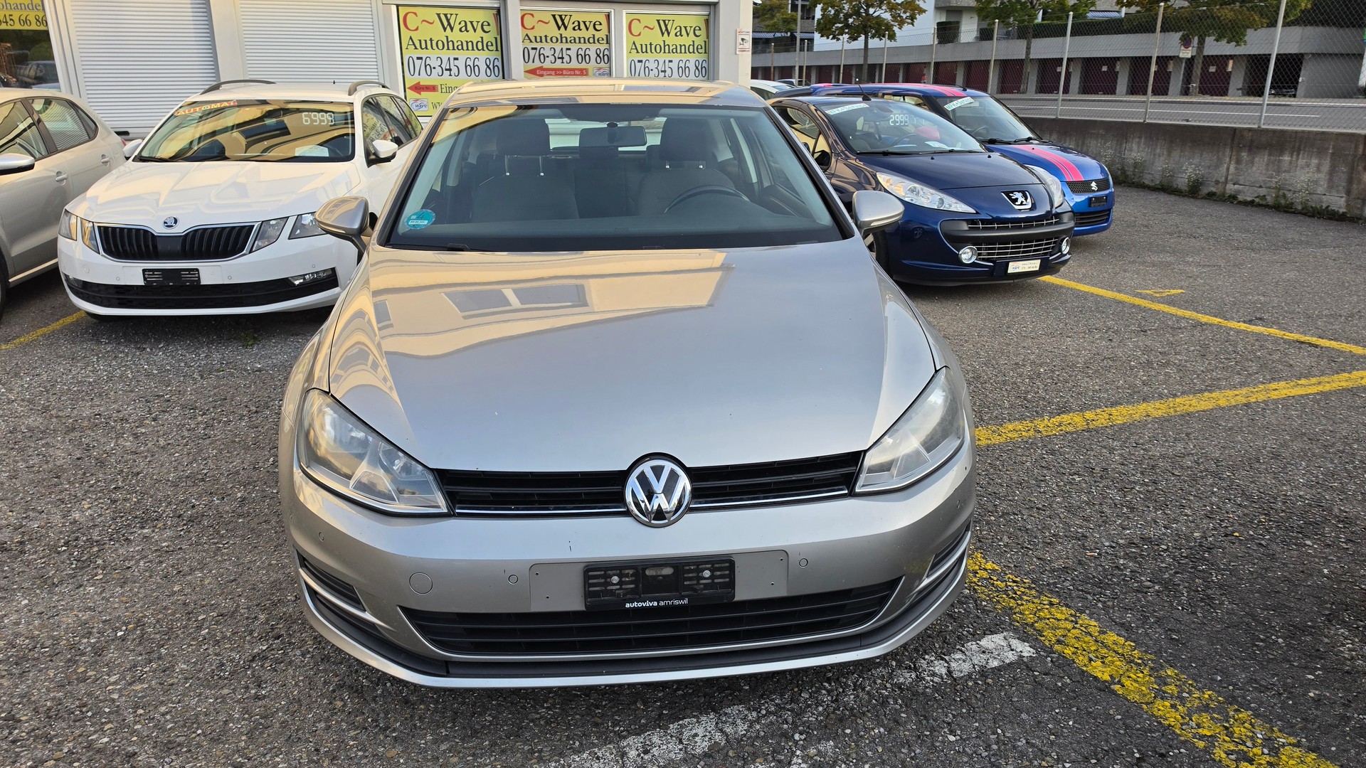 VW Golf 1.2 TSI BlueMotion Technology Team-image-7