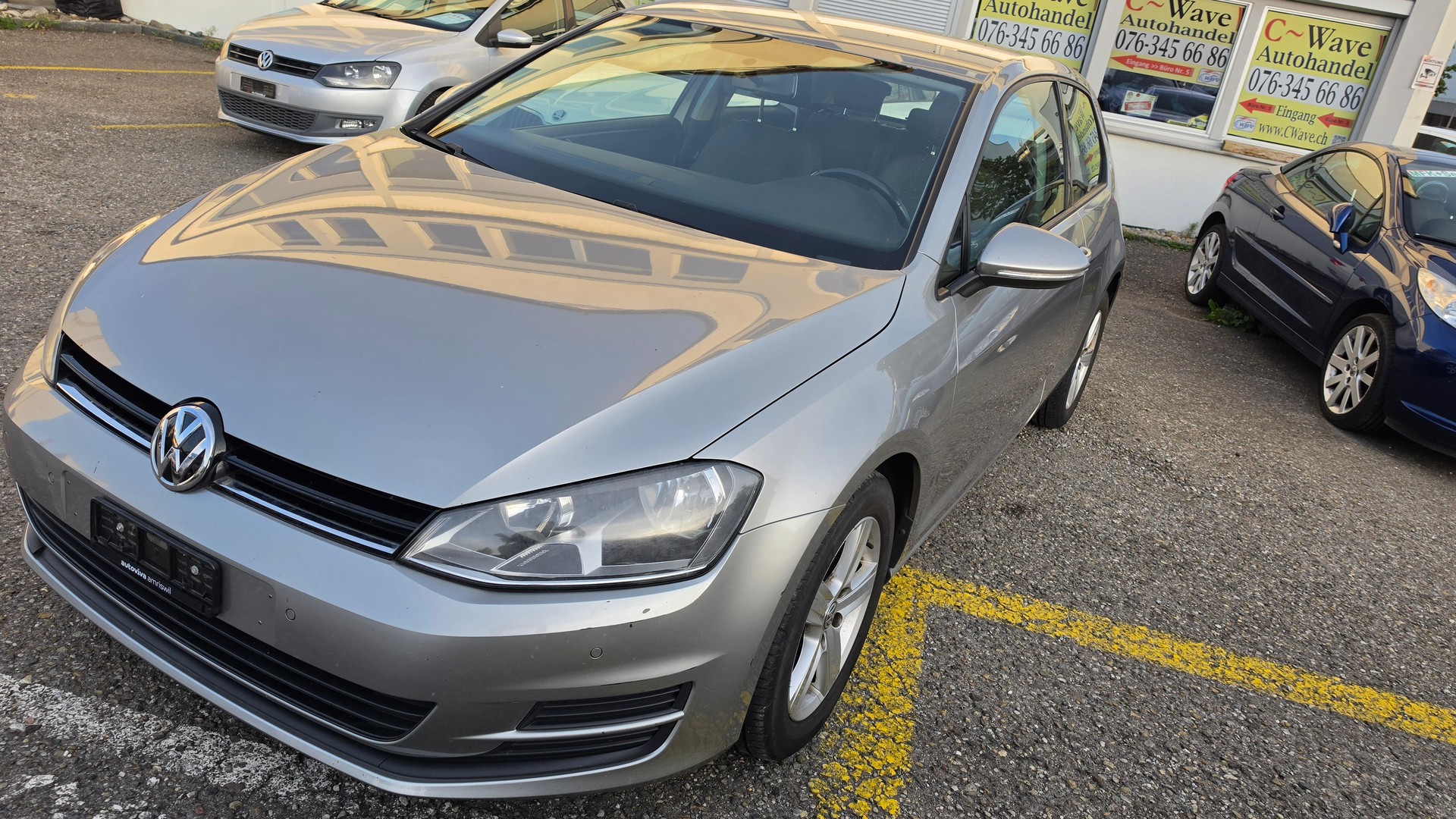 VW Golf 1.2 TSI BlueMotion Technology Team-image-9