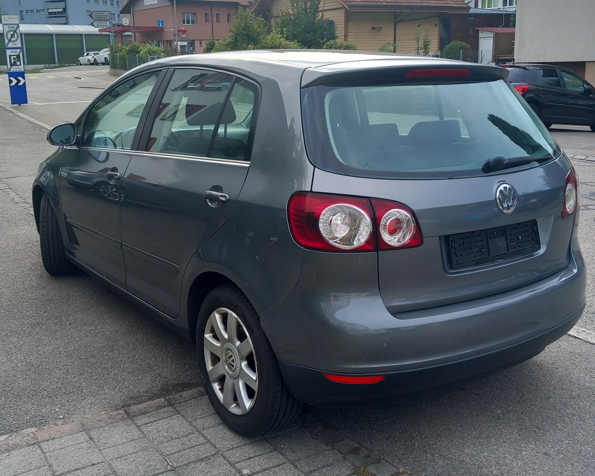 VW Golf Plus 1.6 FSI Comfortline-image-1