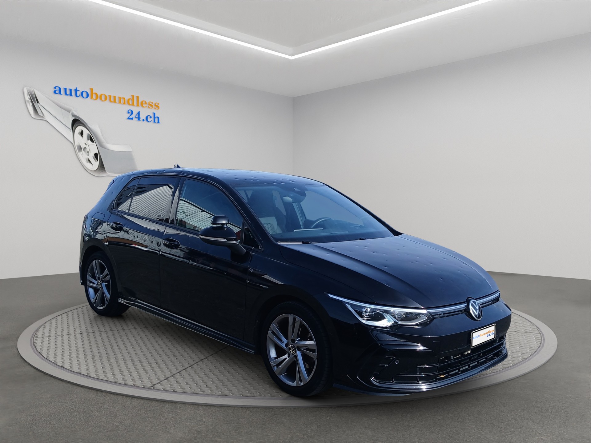 VW Golf 1.5 eTSI mHEV ACT Style DSG-image-2