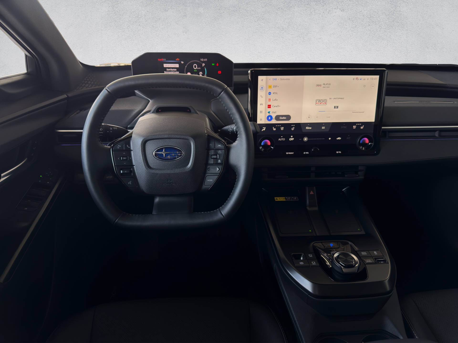 SUBARU Solterra eV Luxury AWD-image-13