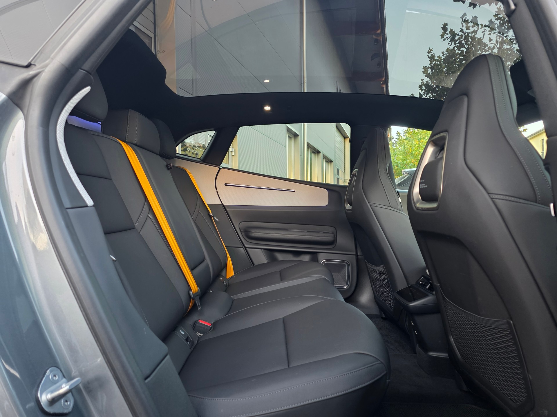 POLESTAR Polestar 4 Long Range Dual 100kWh ** GRATIS SERVICE -PERFORMANCE PAKET -PILOT PAKET -PLUS PAKET - GARANTIE BIS 03.2033 **-image-11