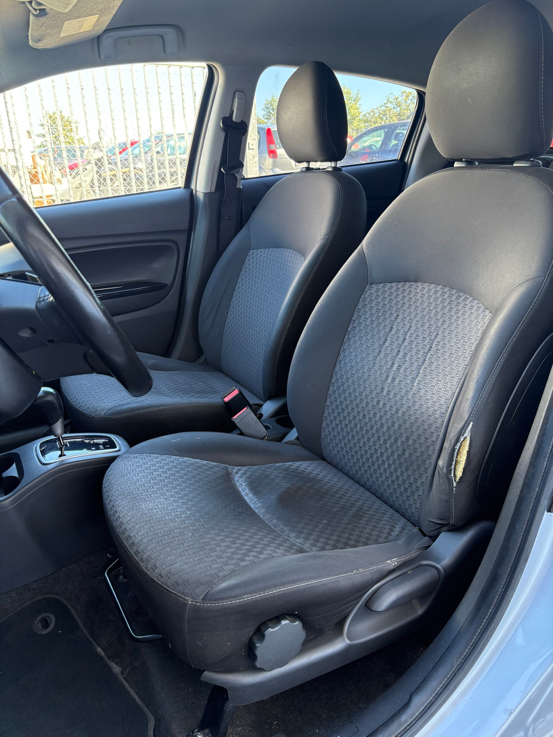 MITSUBISHI Space Star 1.2 Value CVT-image-12