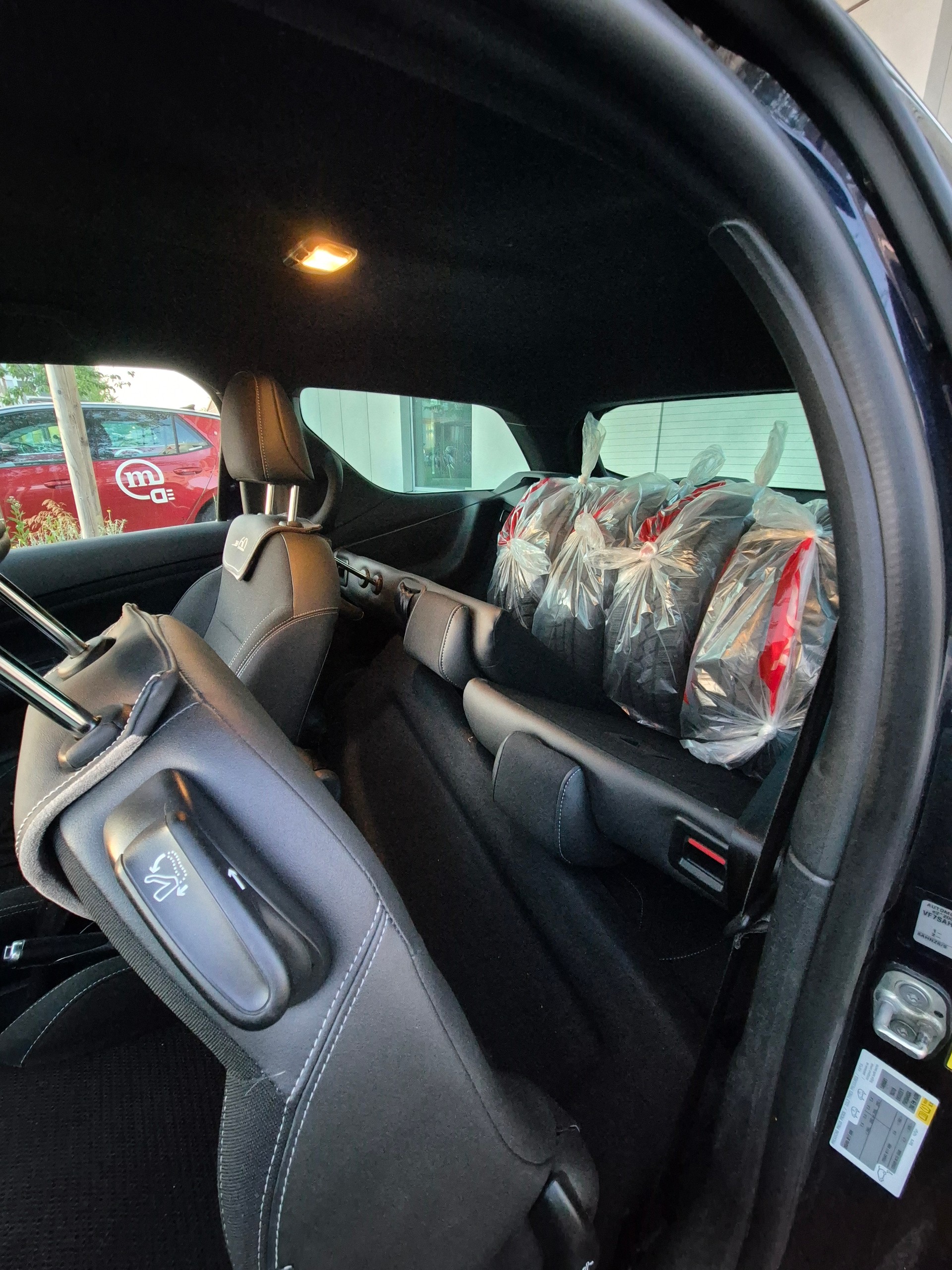 DS AUTOMOBILES 1.2 PureTech So Chic-image-5