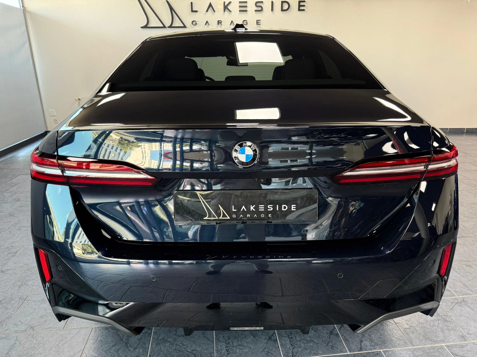 BMW 540d xDrive 48V M Sport Steptronic-image-4