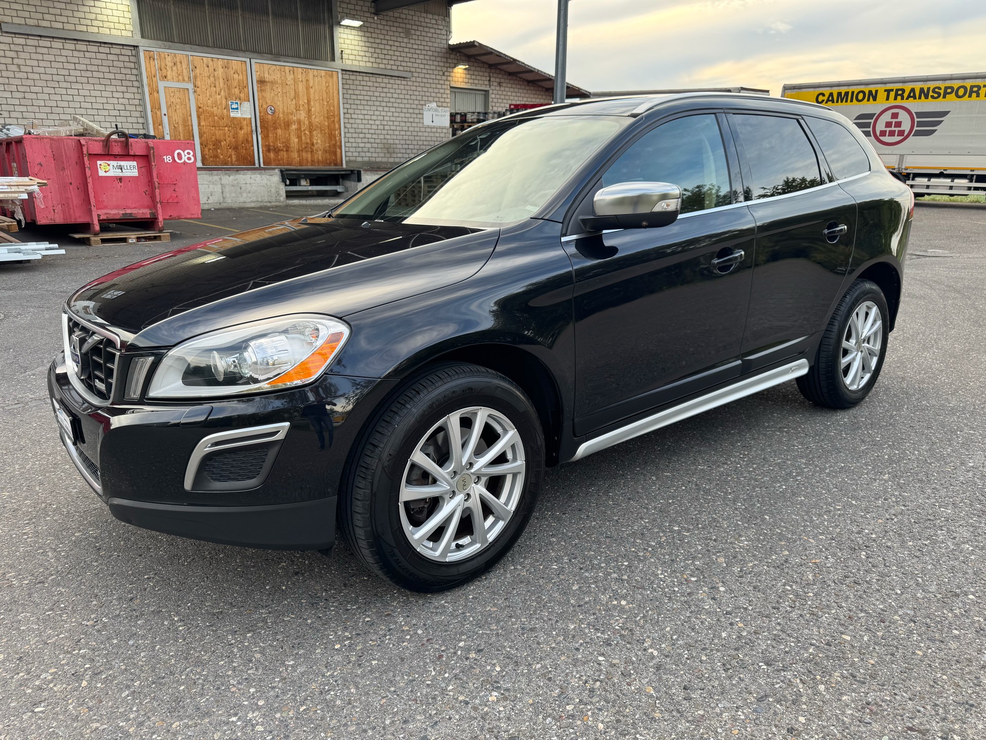VOLVO XC60 D3 AWD R-Design Geartronic-showroom-element-2