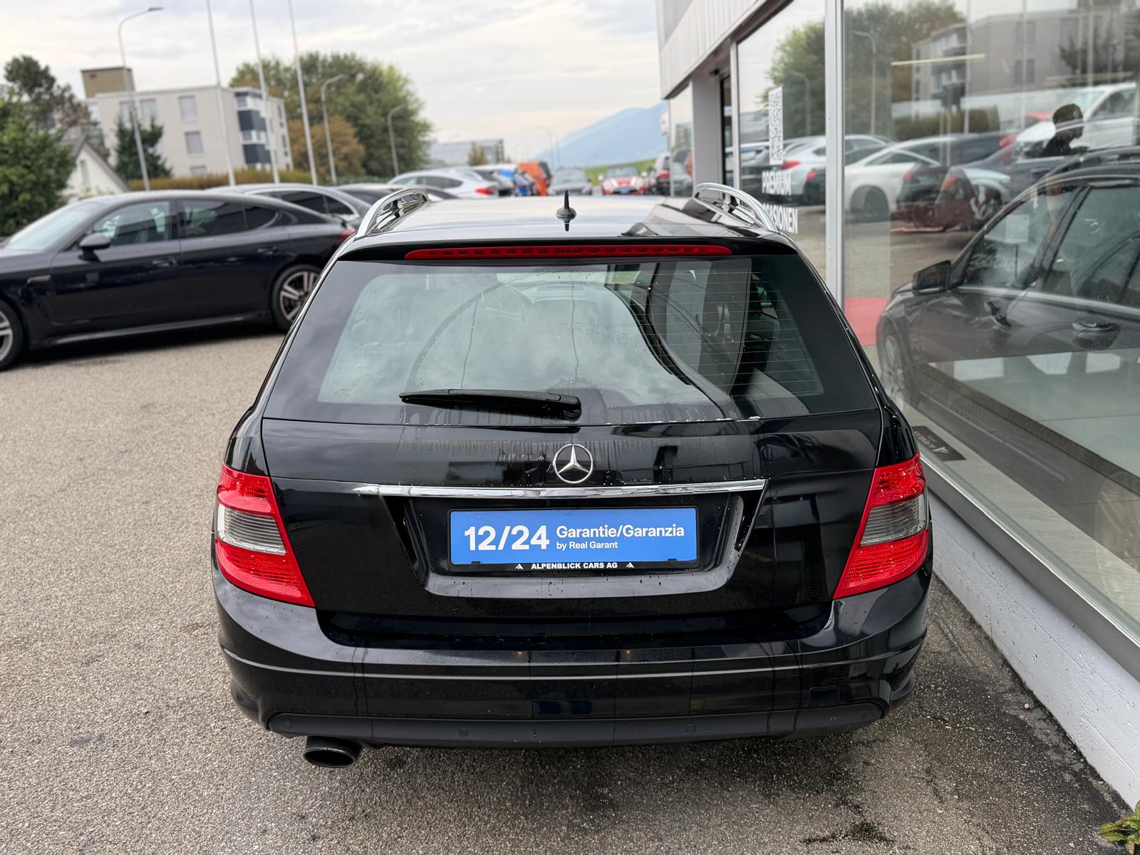 MERCEDES-BENZ C 200 CGI BlueEfficiency Automatic-image-3