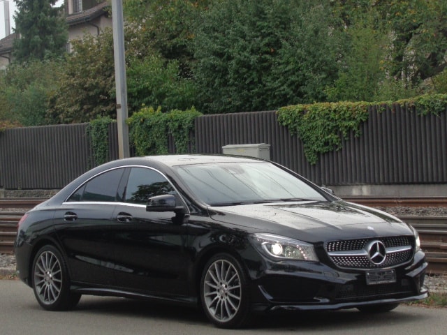 MERCEDES-BENZ CLA 250 AMG Line 7G-DCT 4Matic-image-11