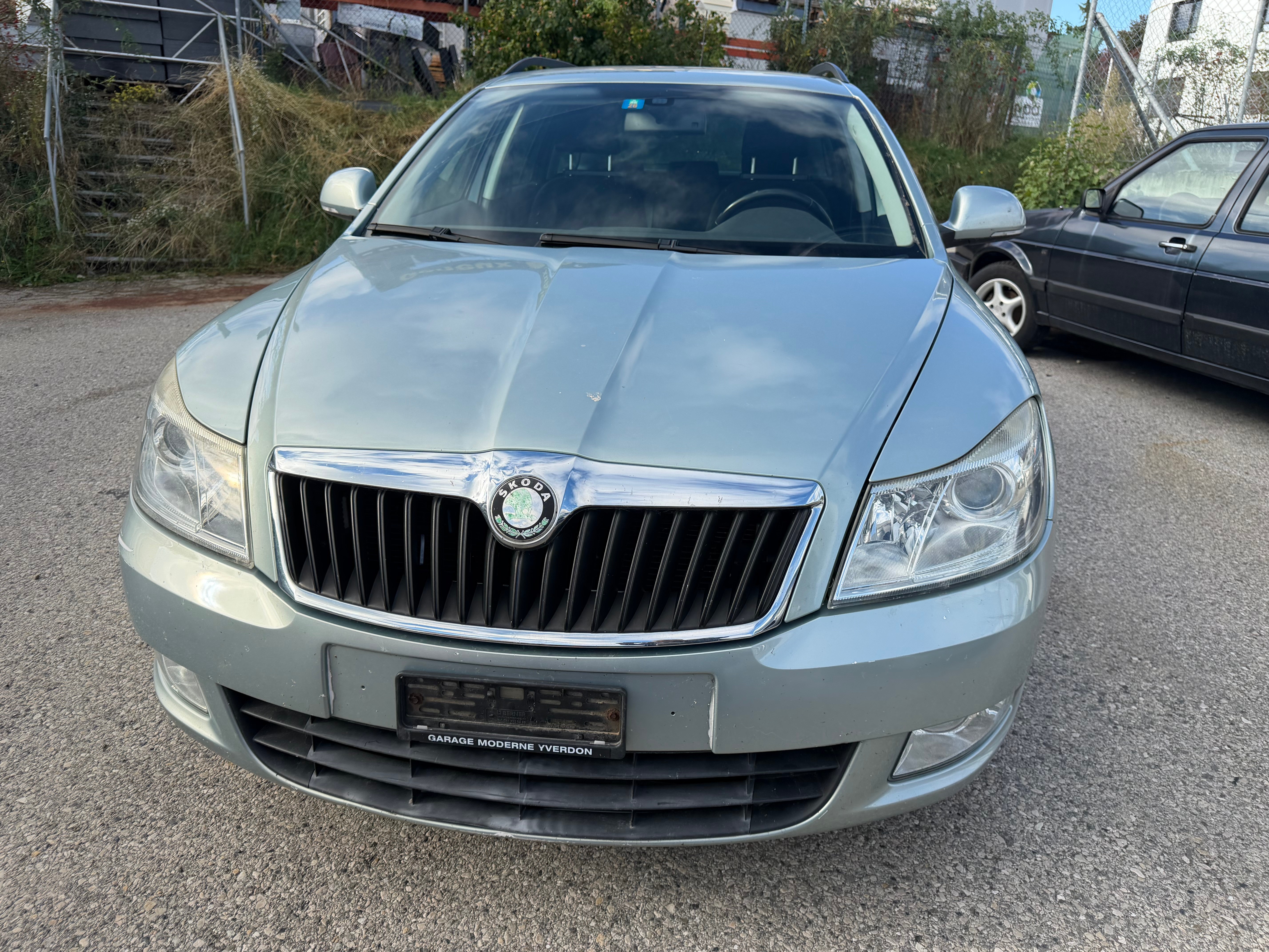 Car photo