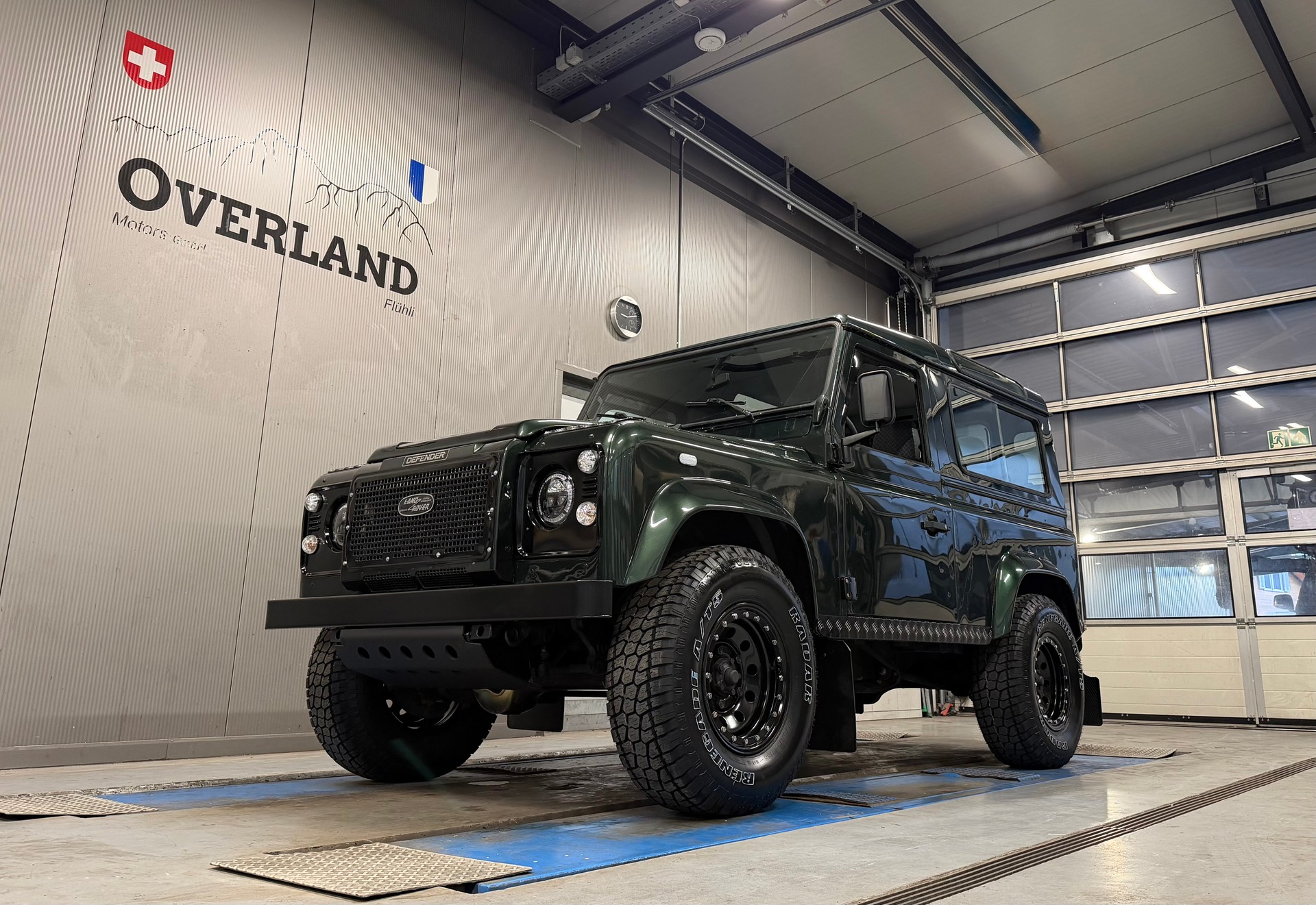 LAND ROVER Defender 90 CSW 2.5 Td5-image-7