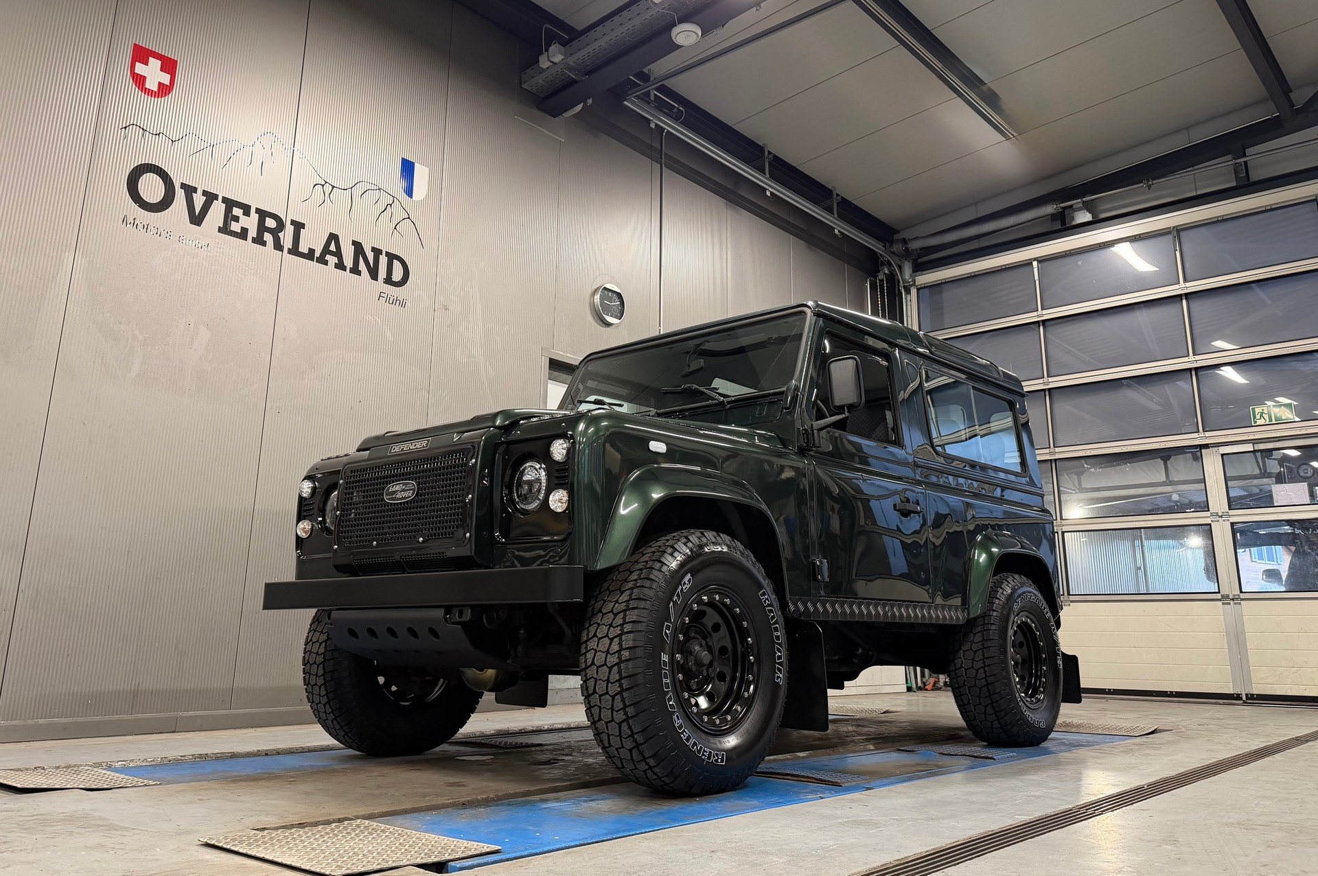LAND ROVER Defender 90 CSW 2.5 Td5