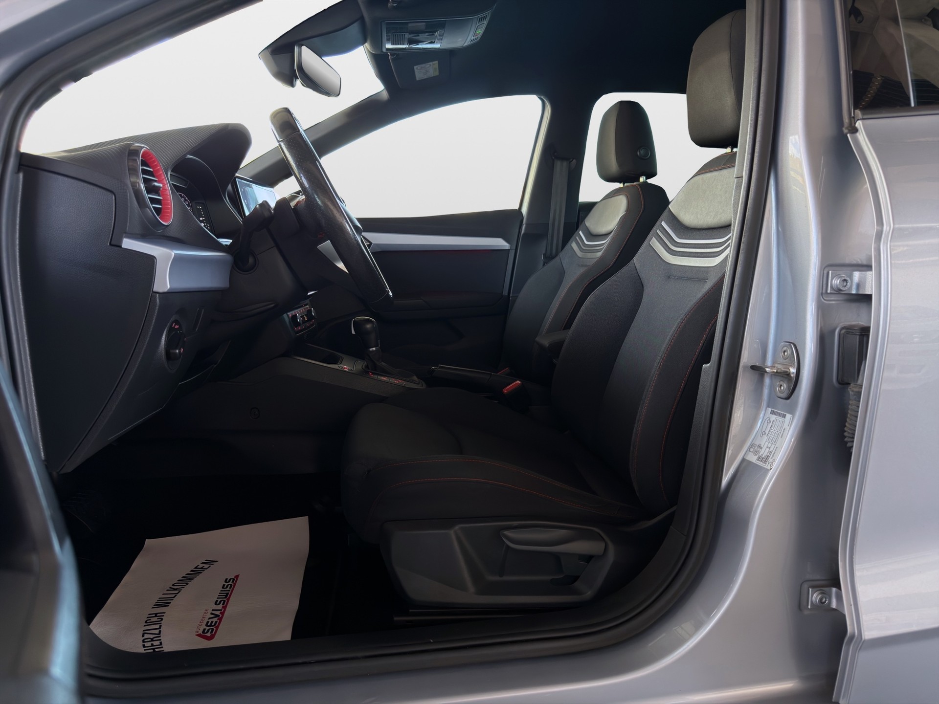 SEAT Ibiza 1.0 EcoTSI Hola FR DSG*Frisch ab MFK,1 Jahr oder 20'000km Garantie auf Motor und Getriebe*-image-9