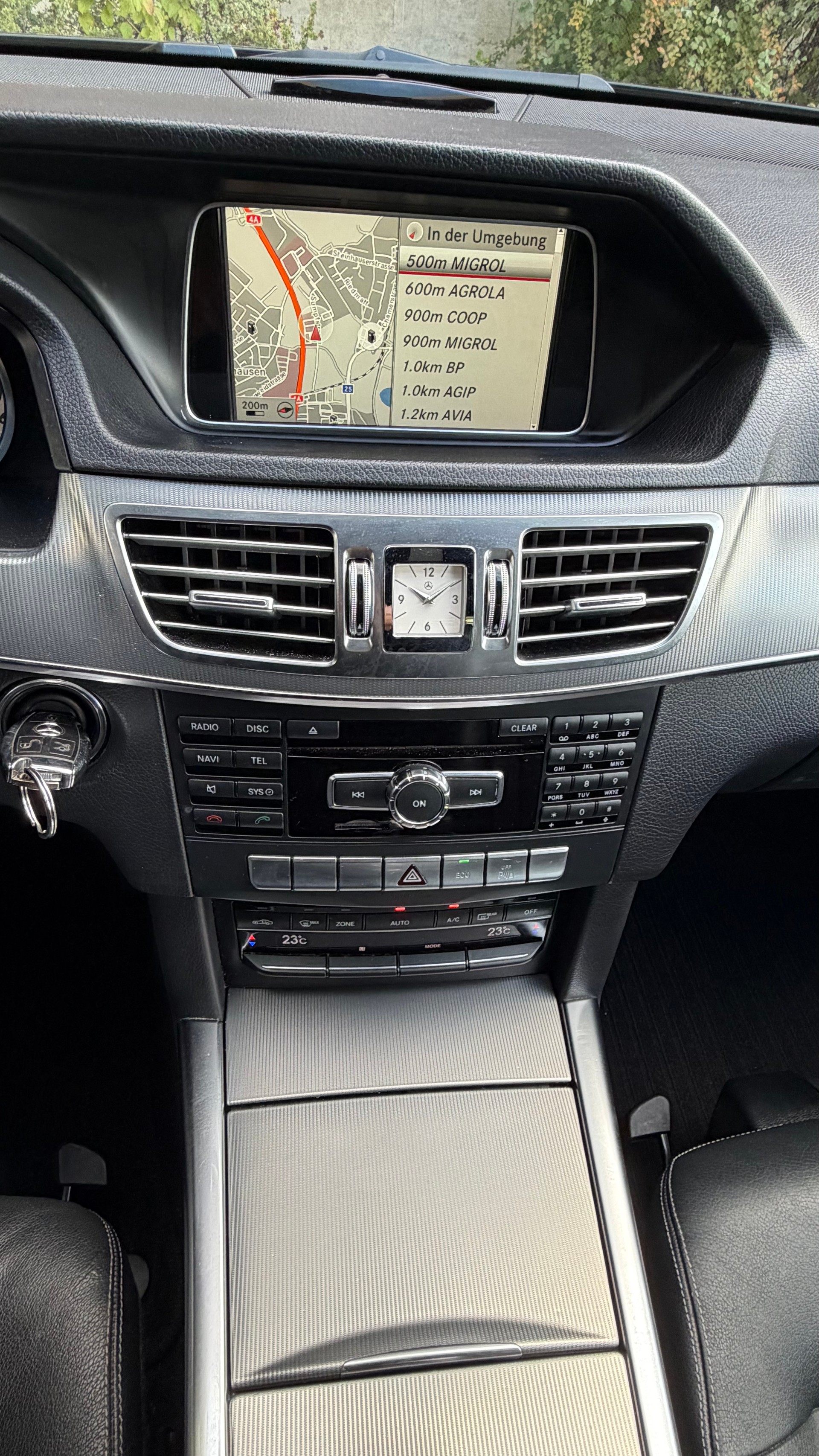 MERCEDES-BENZ E 220 CDI Avantgarde 7G-Tronic-image-11