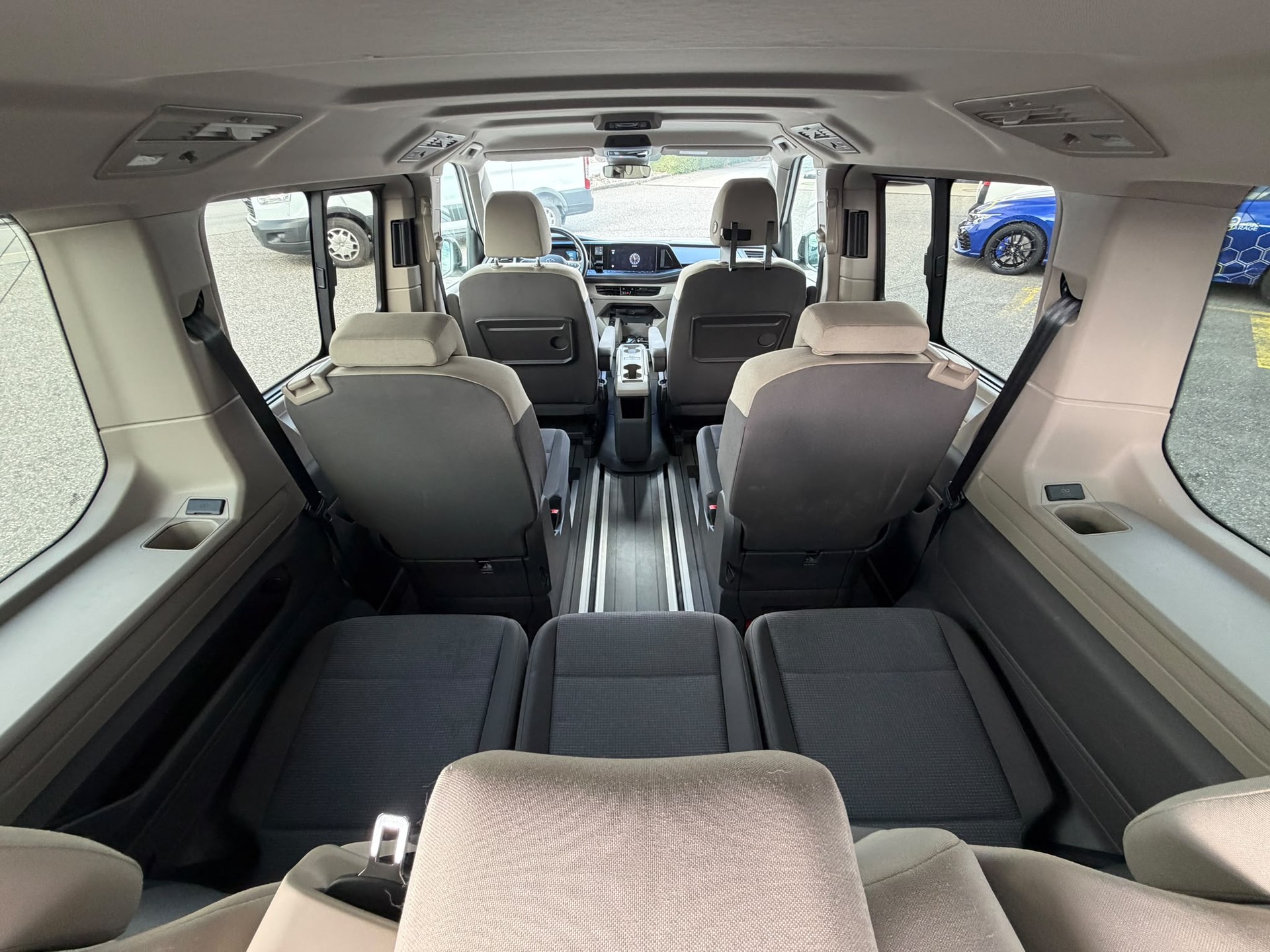 VW Multivan 2.0 TSI Liberty DSG Lang-image-24