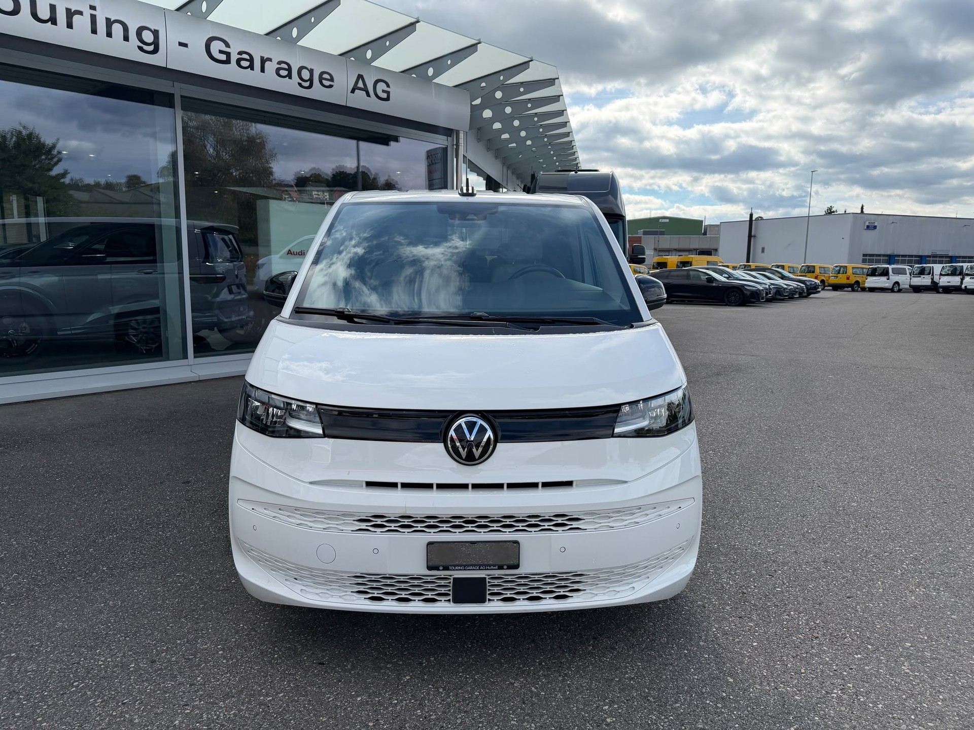 VW Multivan 2.0 TSI Liberty DSG Lang-image-7