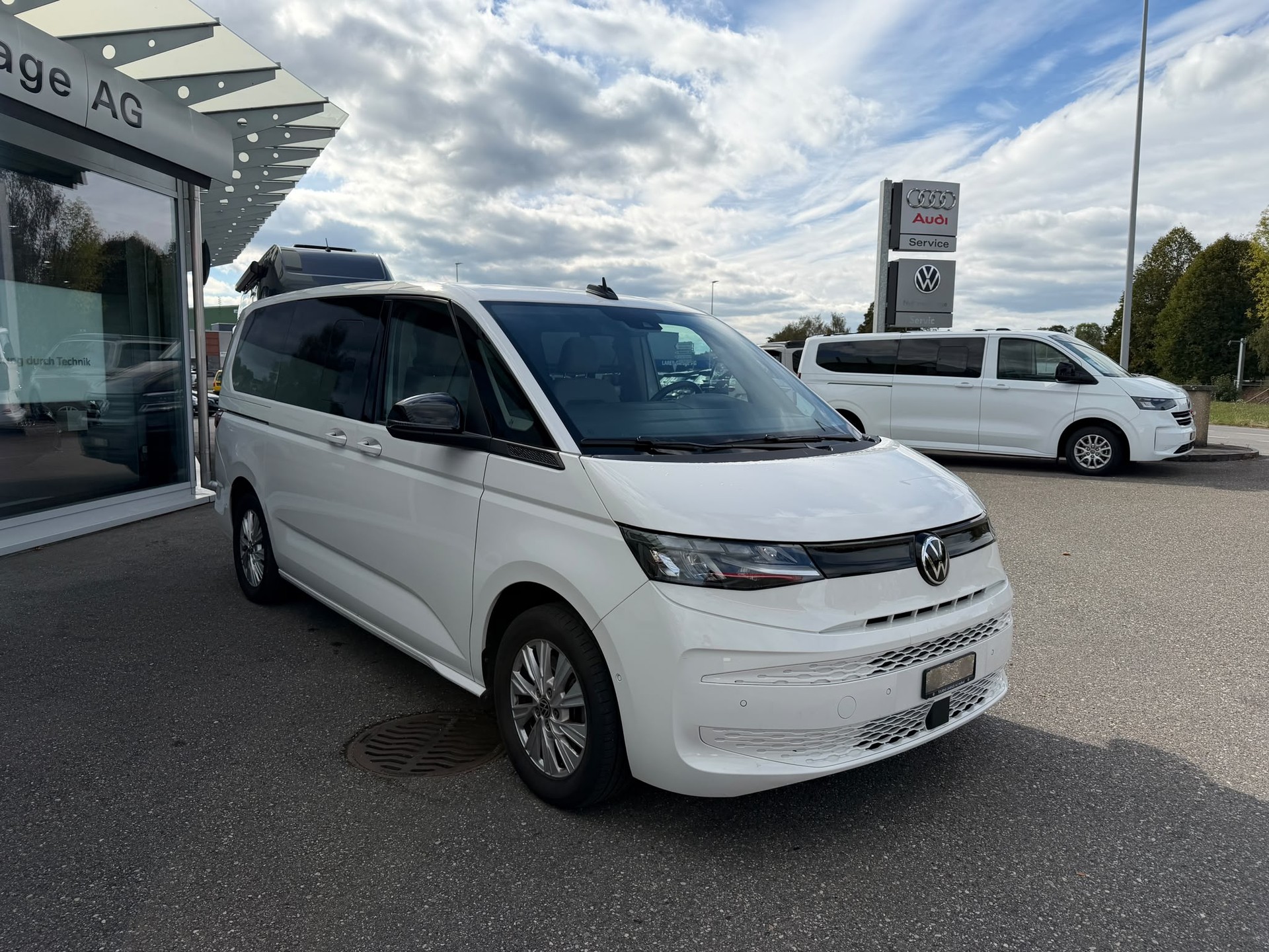 VW Multivan 2.0 TSI Liberty DSG Lang-image-6