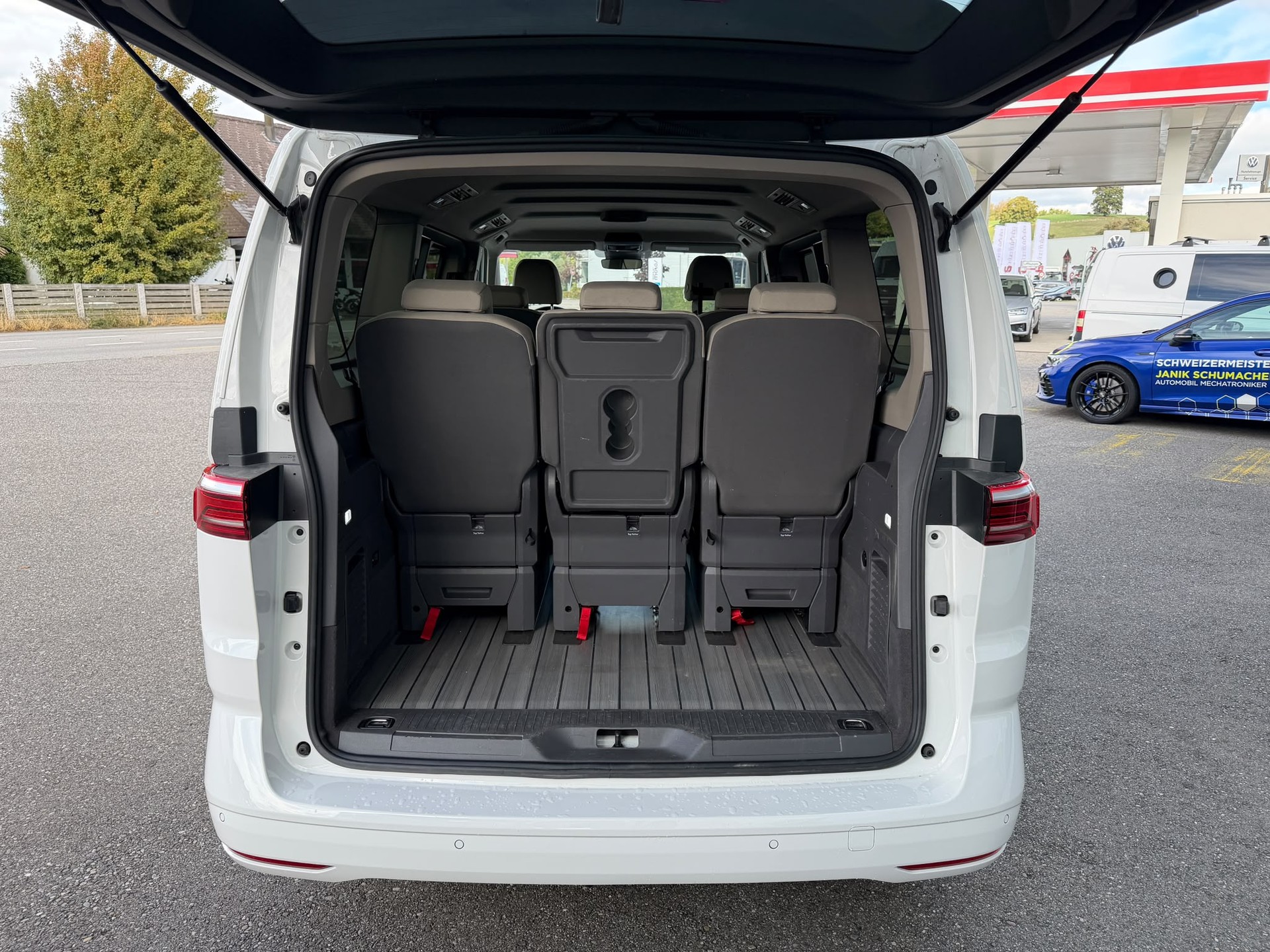 VW Multivan 2.0 TSI Liberty DSG Lang-image-25