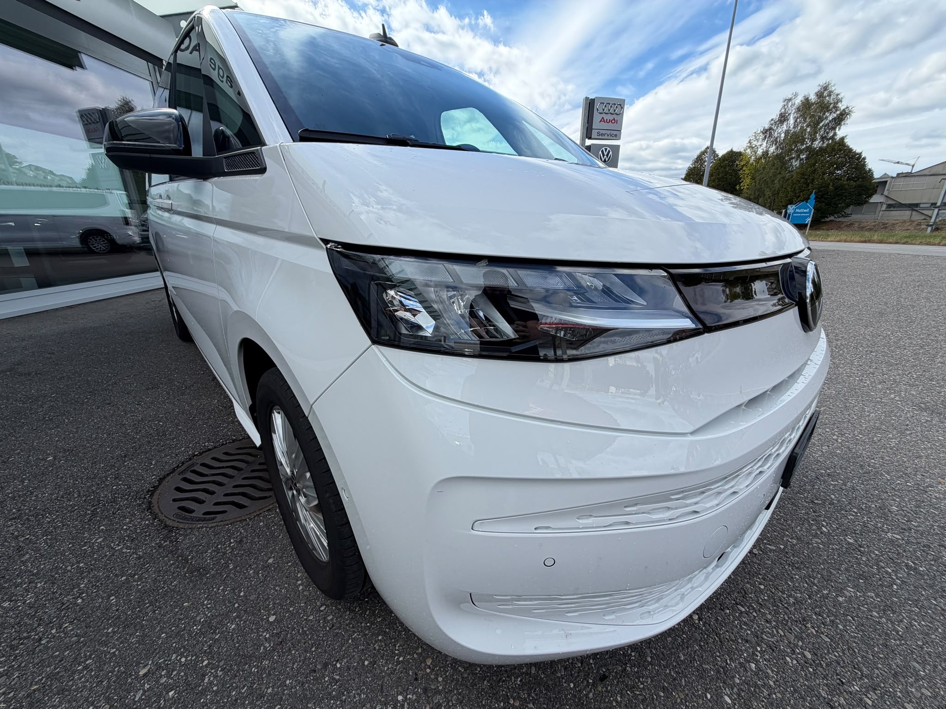 VW Multivan 2.0 TSI Liberty DSG Lang-image-8