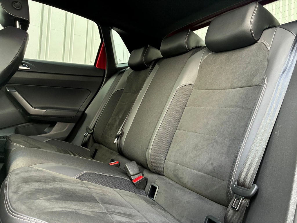 VW Polo 2.0 TSI GTI DSG-image-13
