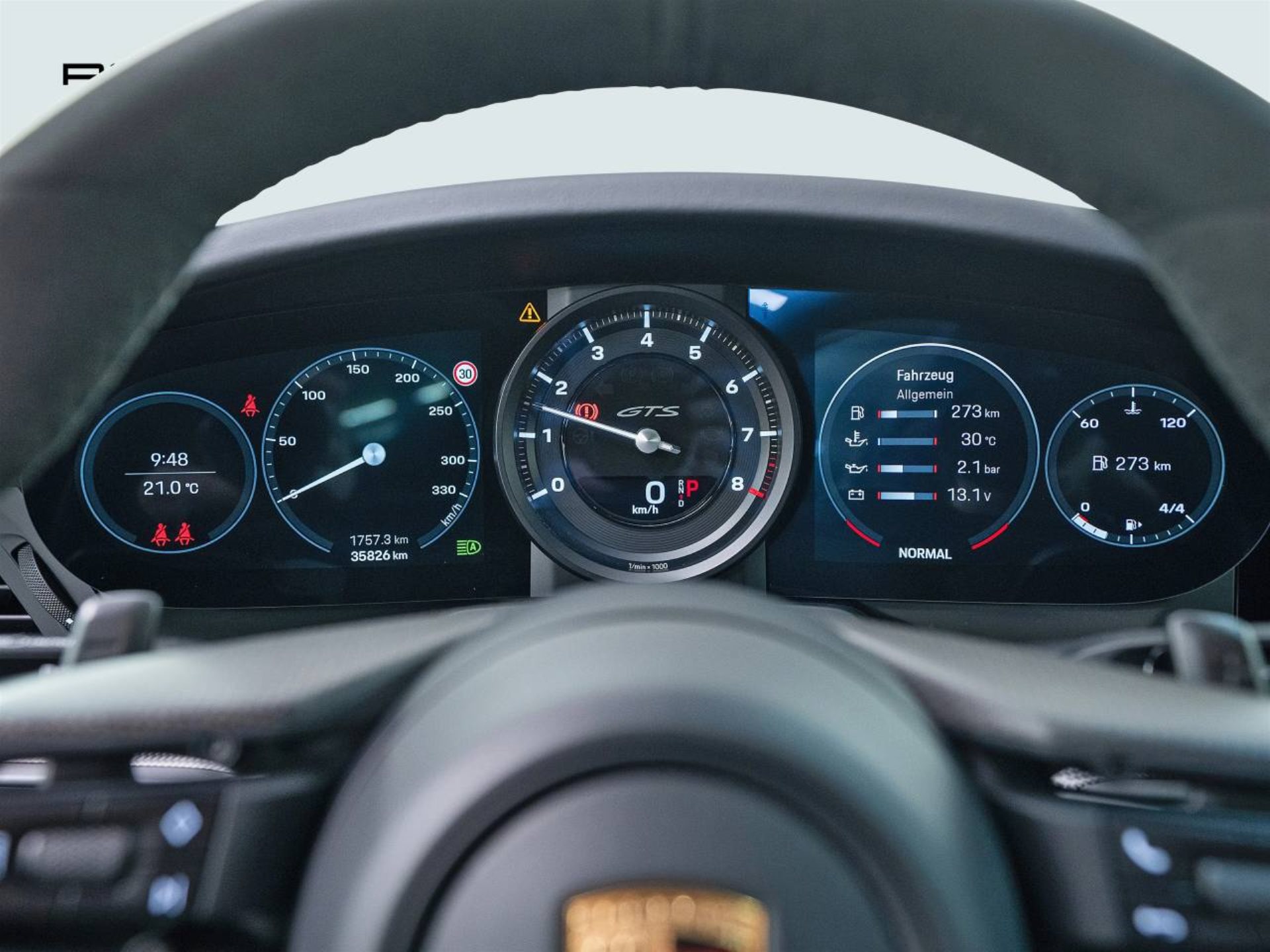 PORSCHE 911 Carrera GTS-image-24