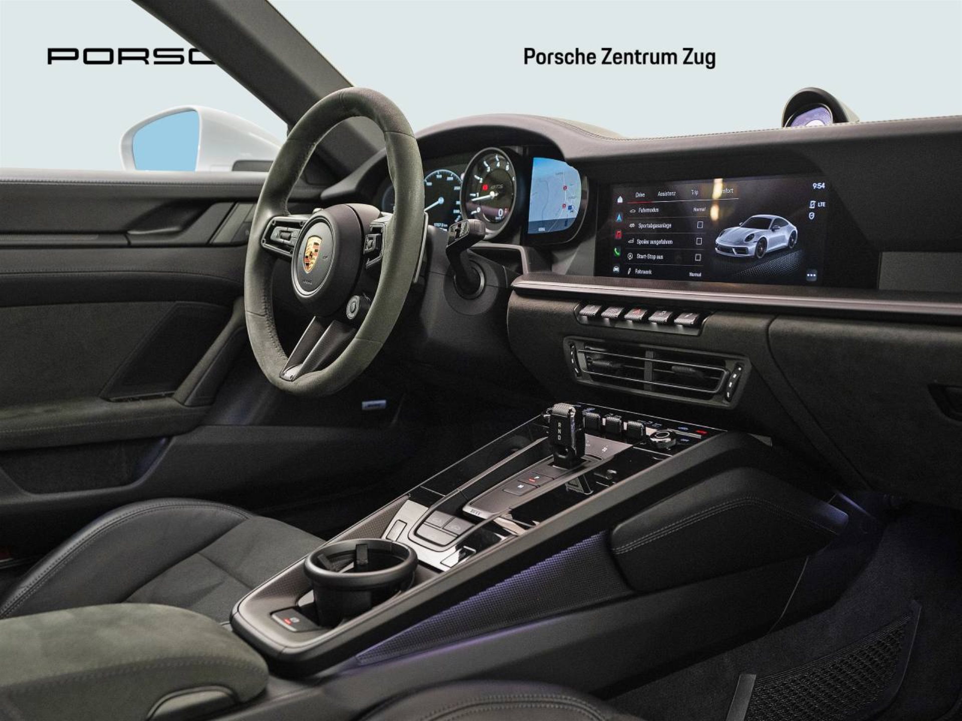 PORSCHE 911 Carrera GTS-image-16