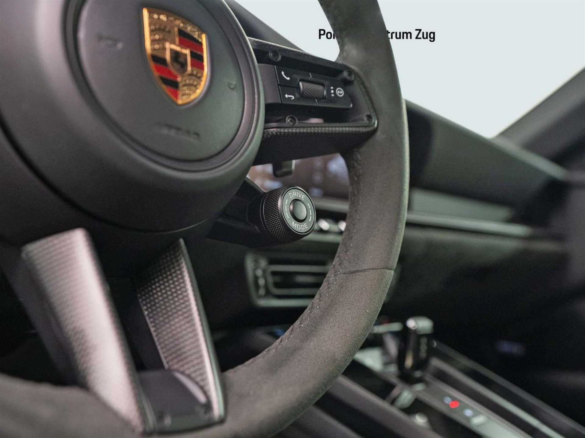 PORSCHE 911 Carrera GTS-image-15