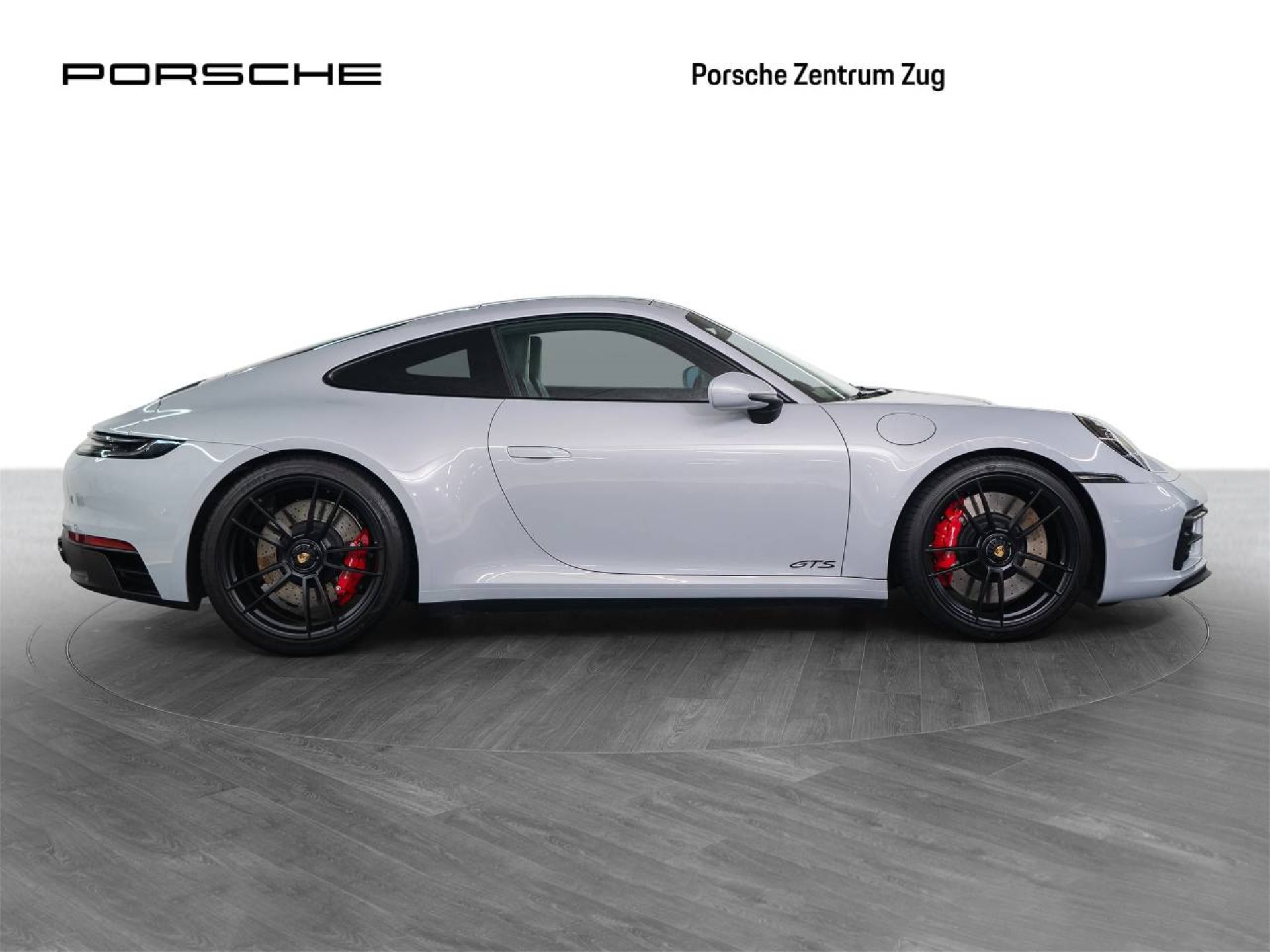 PORSCHE 911 Carrera GTS-image-9