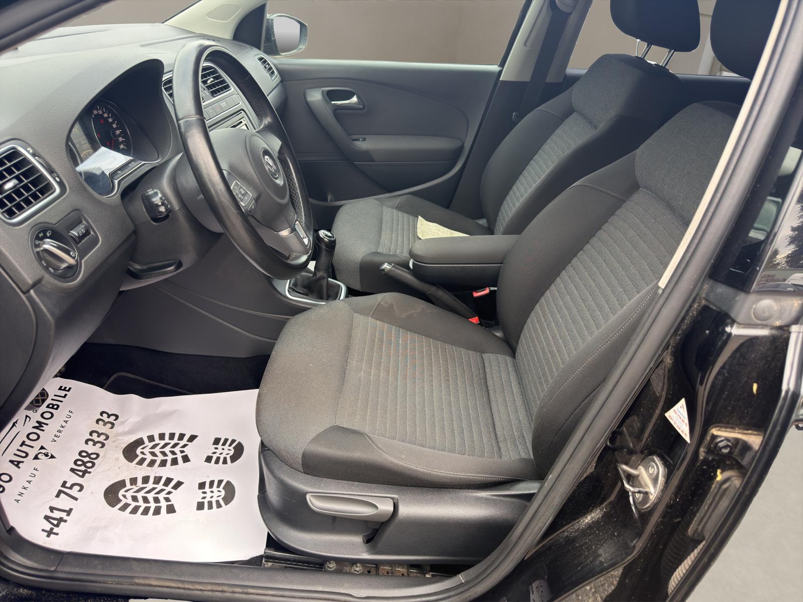 VW Polo 1.2 12V Comfortline-image-8