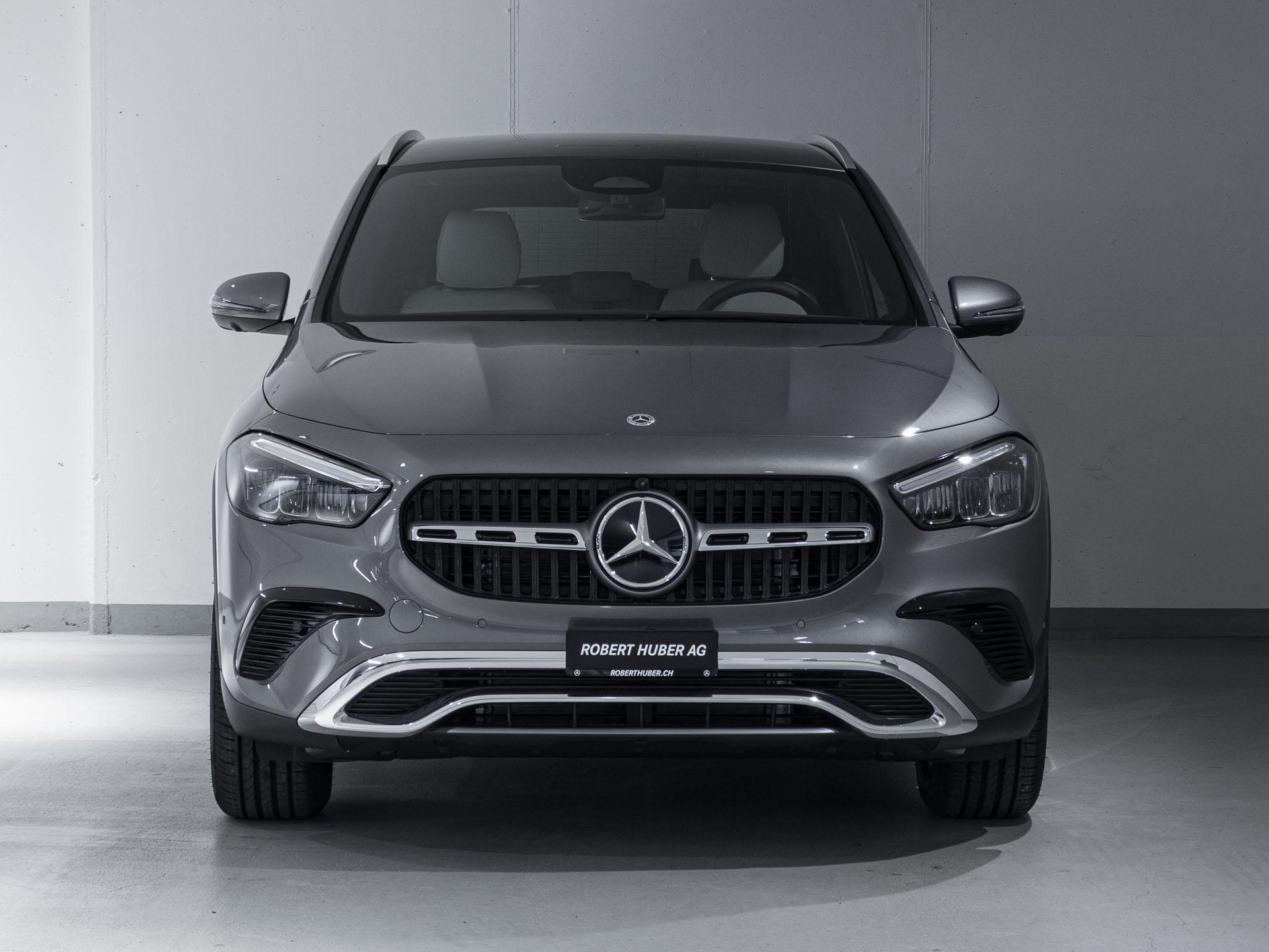 MERCEDES-BENZ GLA 220 d 4MATIC Swiss Star-image-2