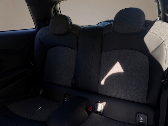 MINI Cooper Steptronic DKG-image-14