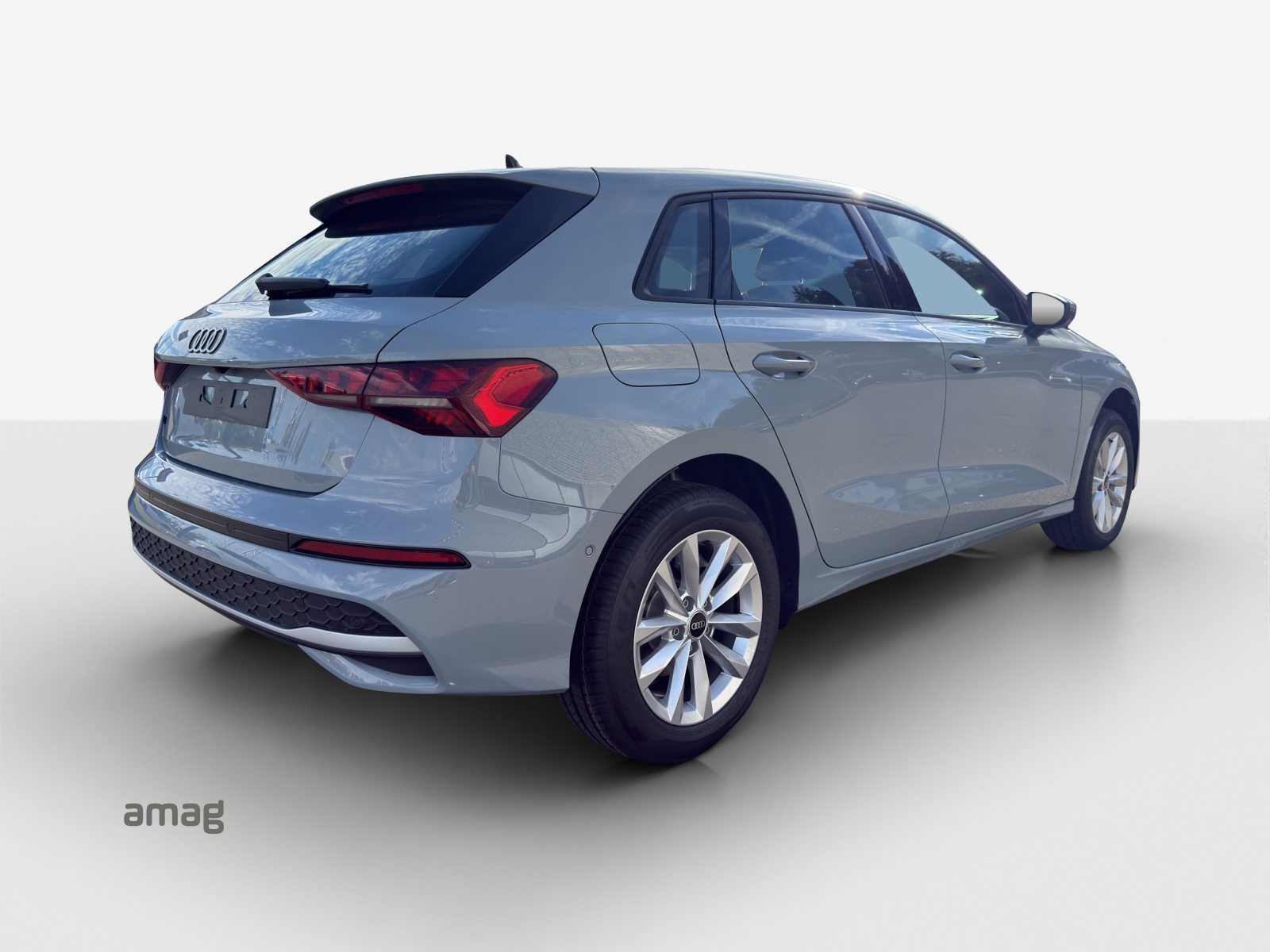 AUDI A3 Sportback TFSI 85 kW Ambition S-tronic-image-4