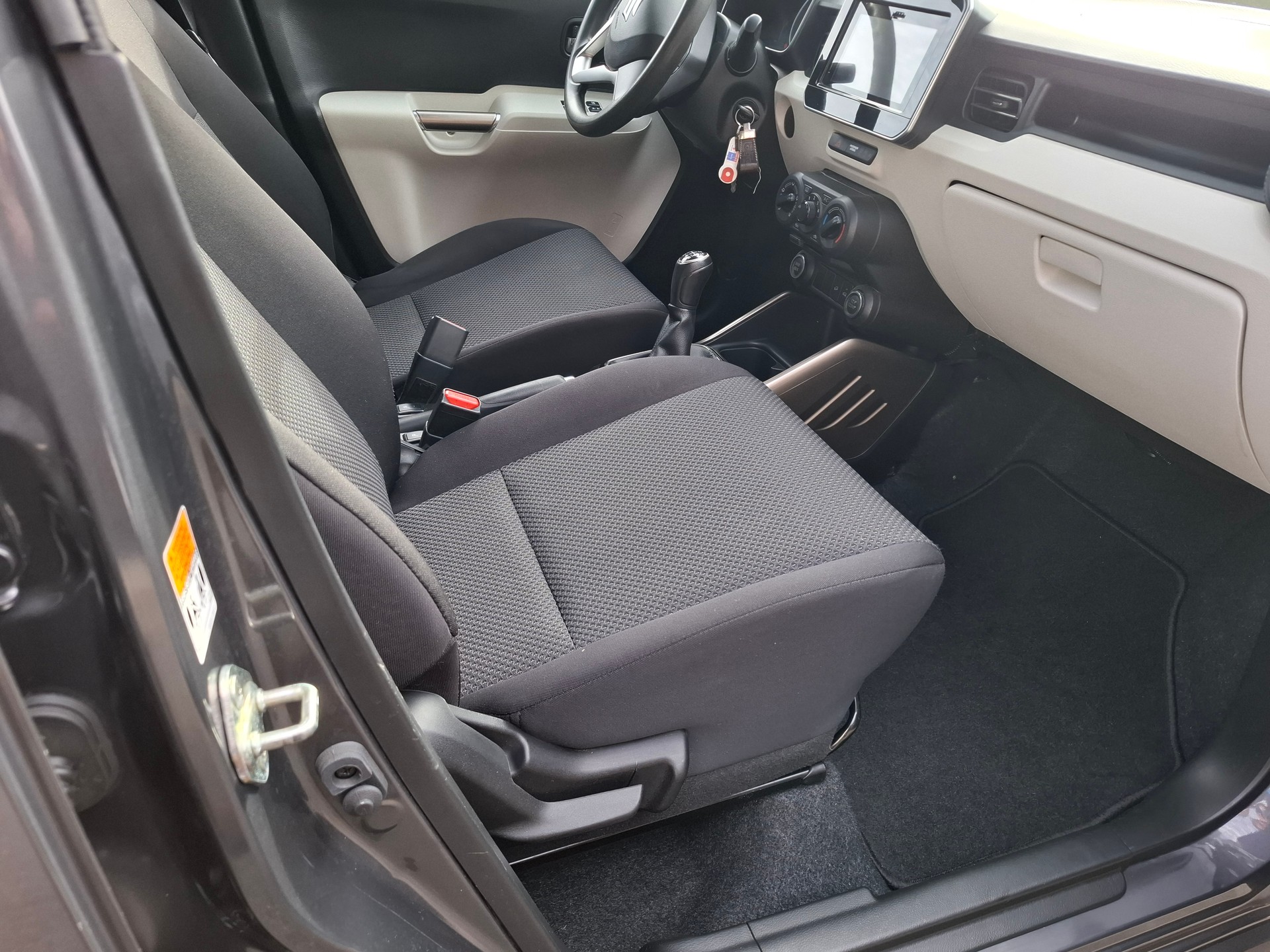 SUZUKI Ignis 1.2i Compact+ 4x4-image-5