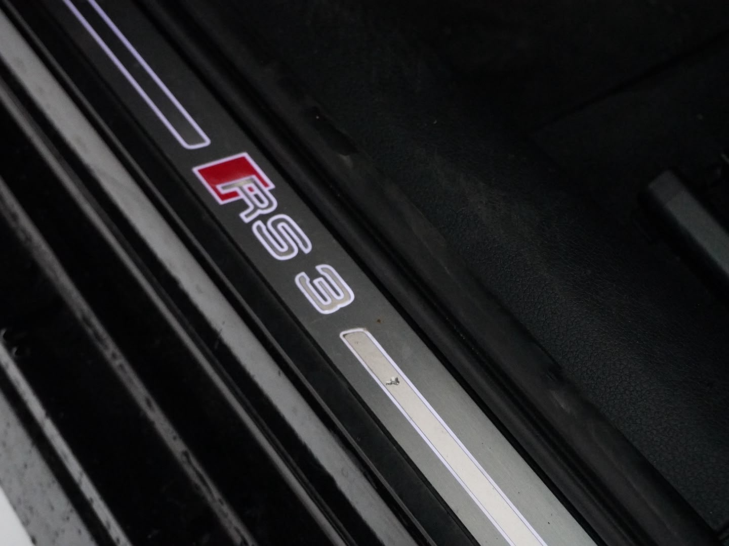 AUDI RS3 Sportback 2.5 TSI quattro S-tronic ABT Performance-image-12