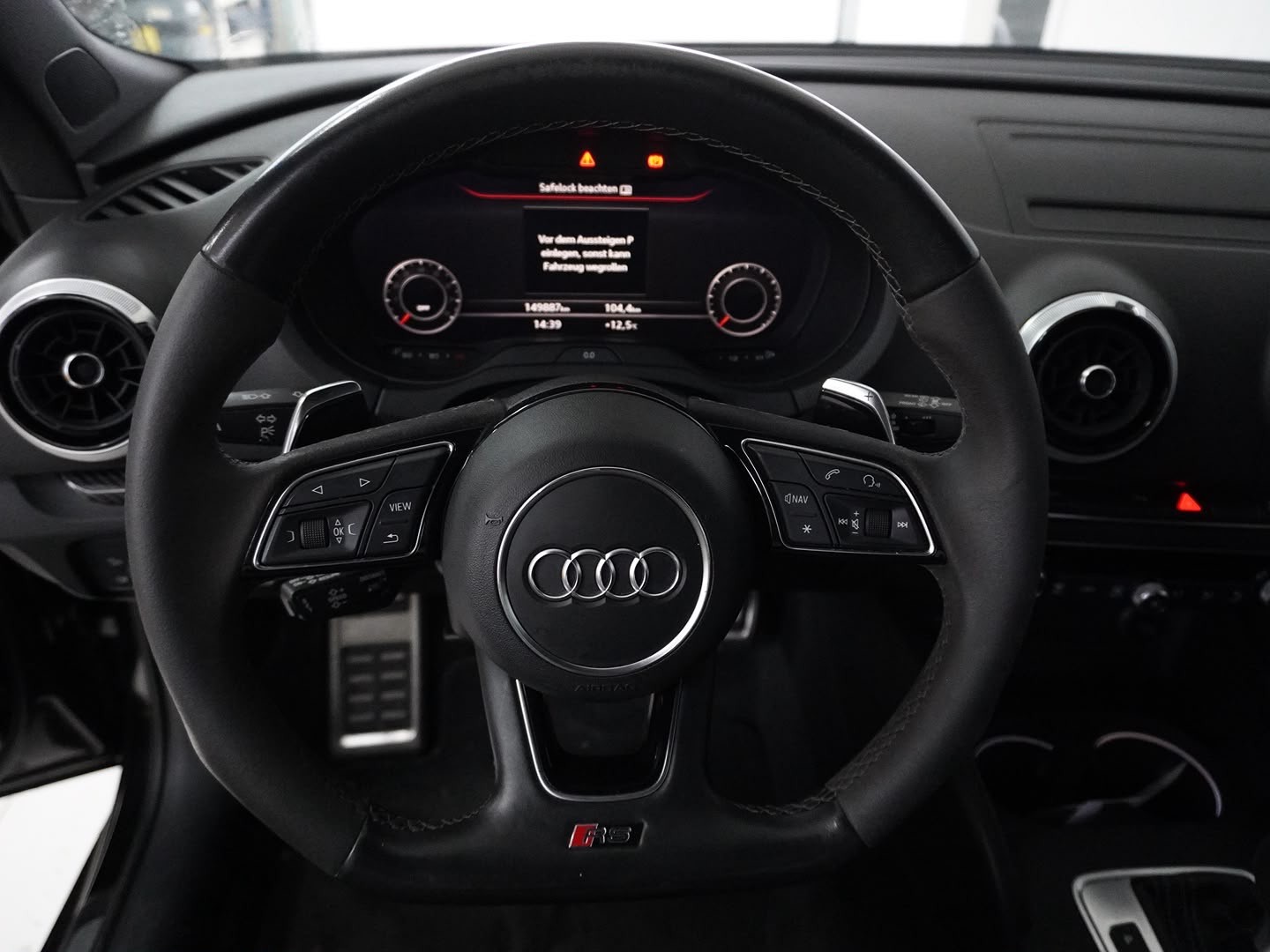 AUDI RS3 Sportback 2.5 TSI quattro S-tronic ABT Performance-image-10