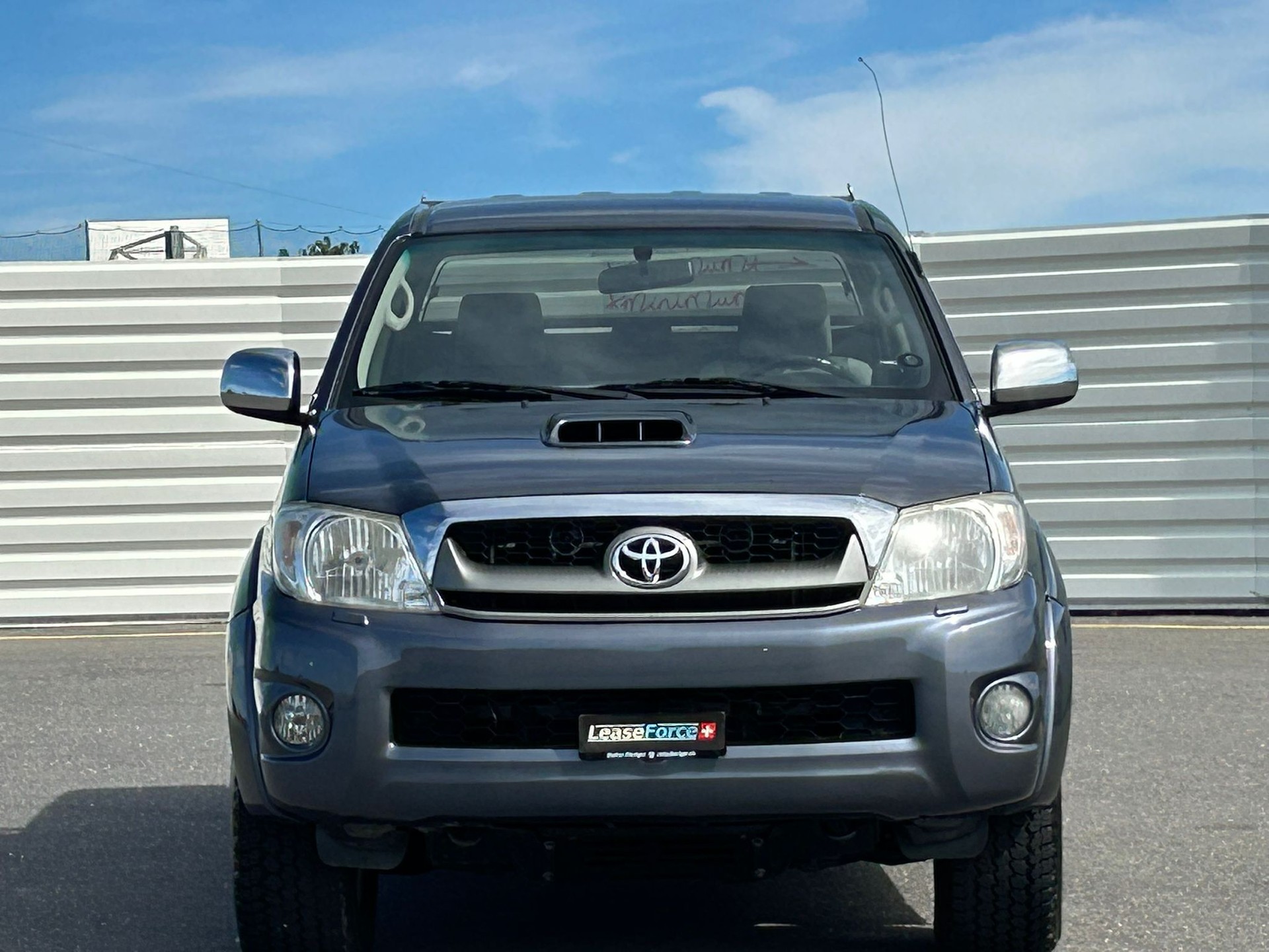 TOYOTA Hilux 4x4 DoubleCab LineaSol Premium A-image-48