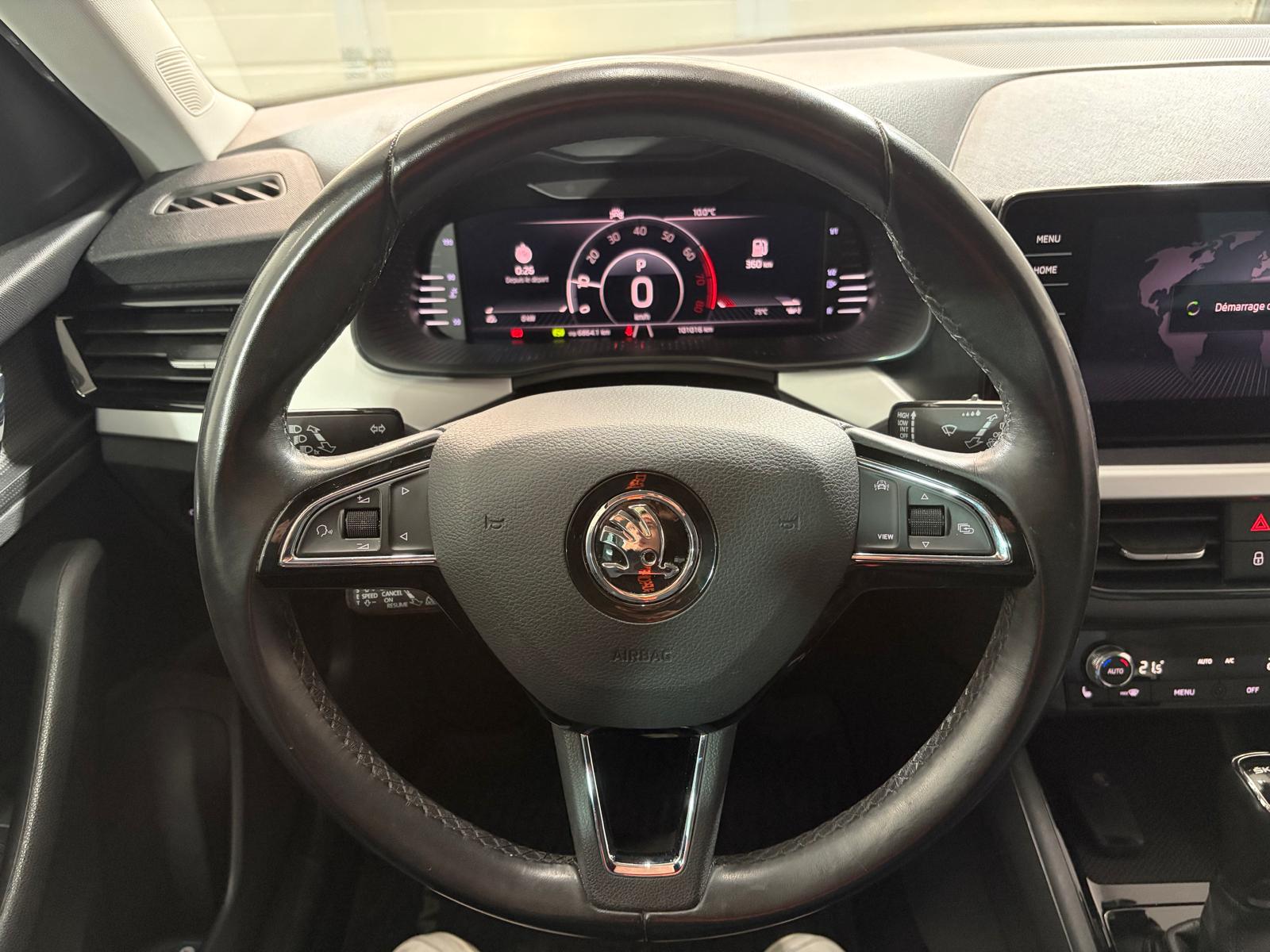 SKODA Kamiq 1.0 TSI Ambition DSG-image-14