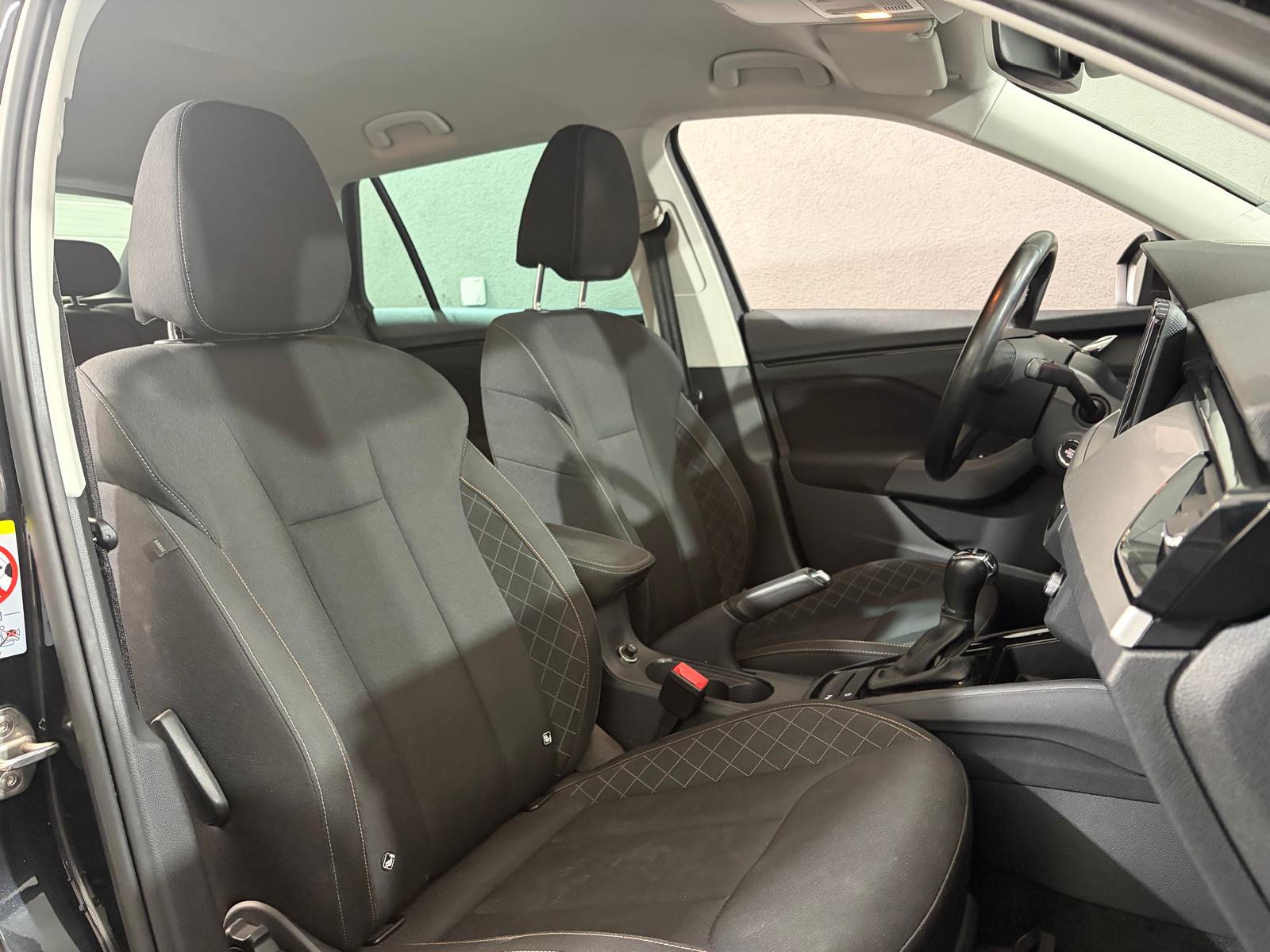 SKODA Kamiq 1.0 TSI Ambition DSG-image-10